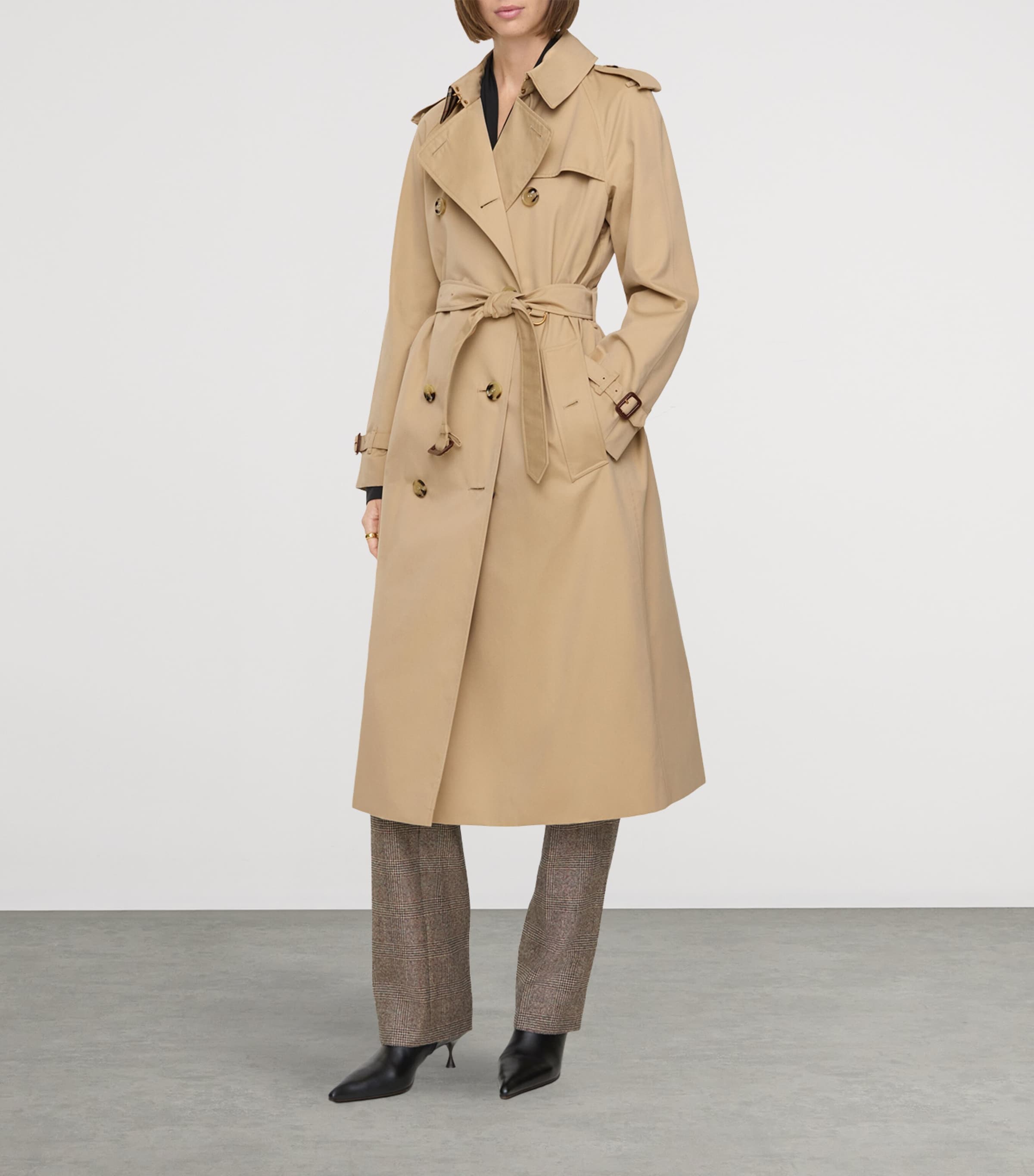 激安　Burberry Waterloo coat 38EU 04US Burberry Beige Gabardine Waterloo Heritage Trench Coat | Harrods US