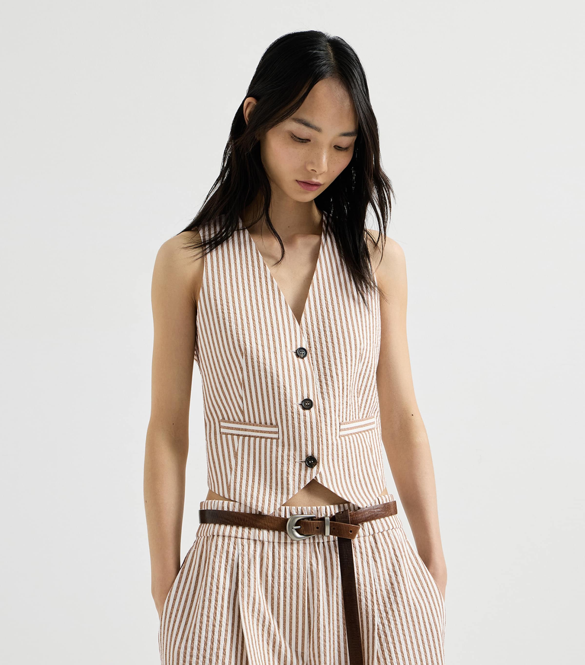 Brunello Cucinelli Womens Techno Cotton Seersucker Stripe Vest Image 3