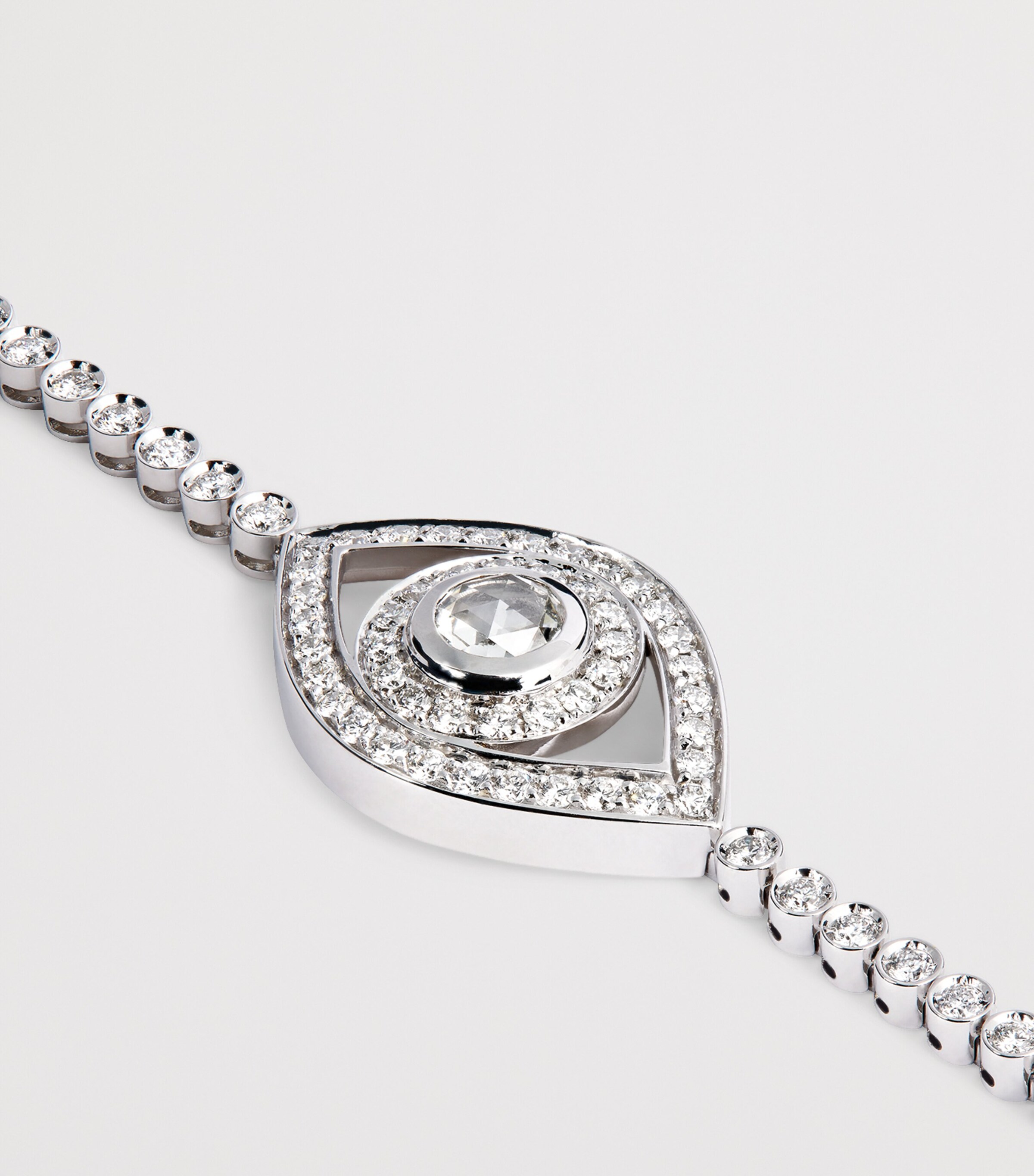 White Gold, Rose-Cut Diamond and Pavé Diamonds Protected Eye Bracelet WHITE GOLD Image 4