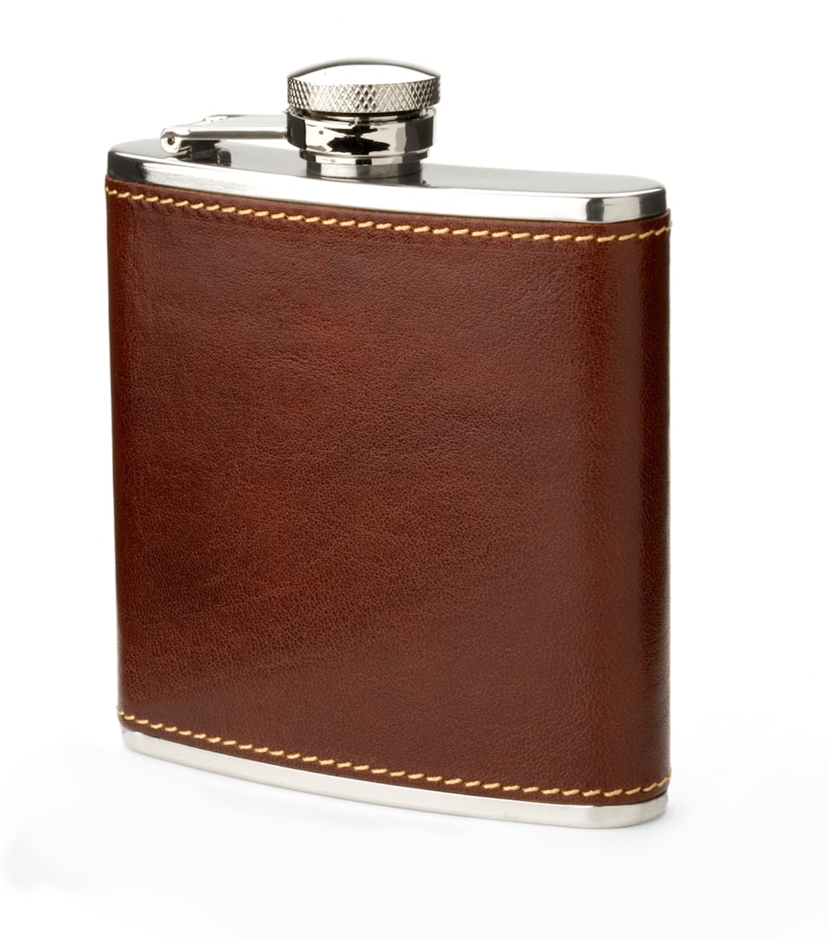 Classic 5oz Leather Hip Flask BROWN Image 2