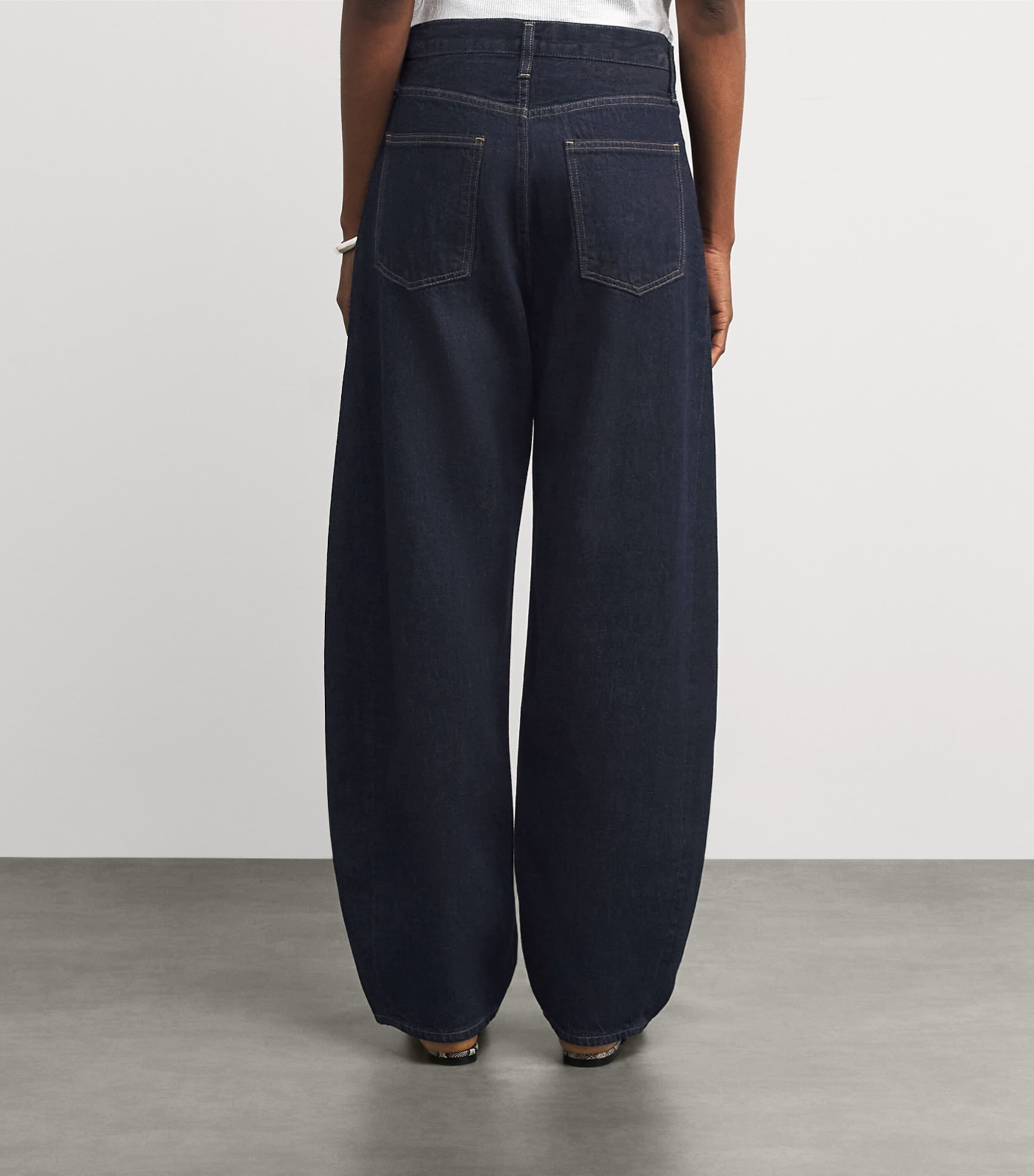 Luna Pierced Tapered Jeans NSER Image 4