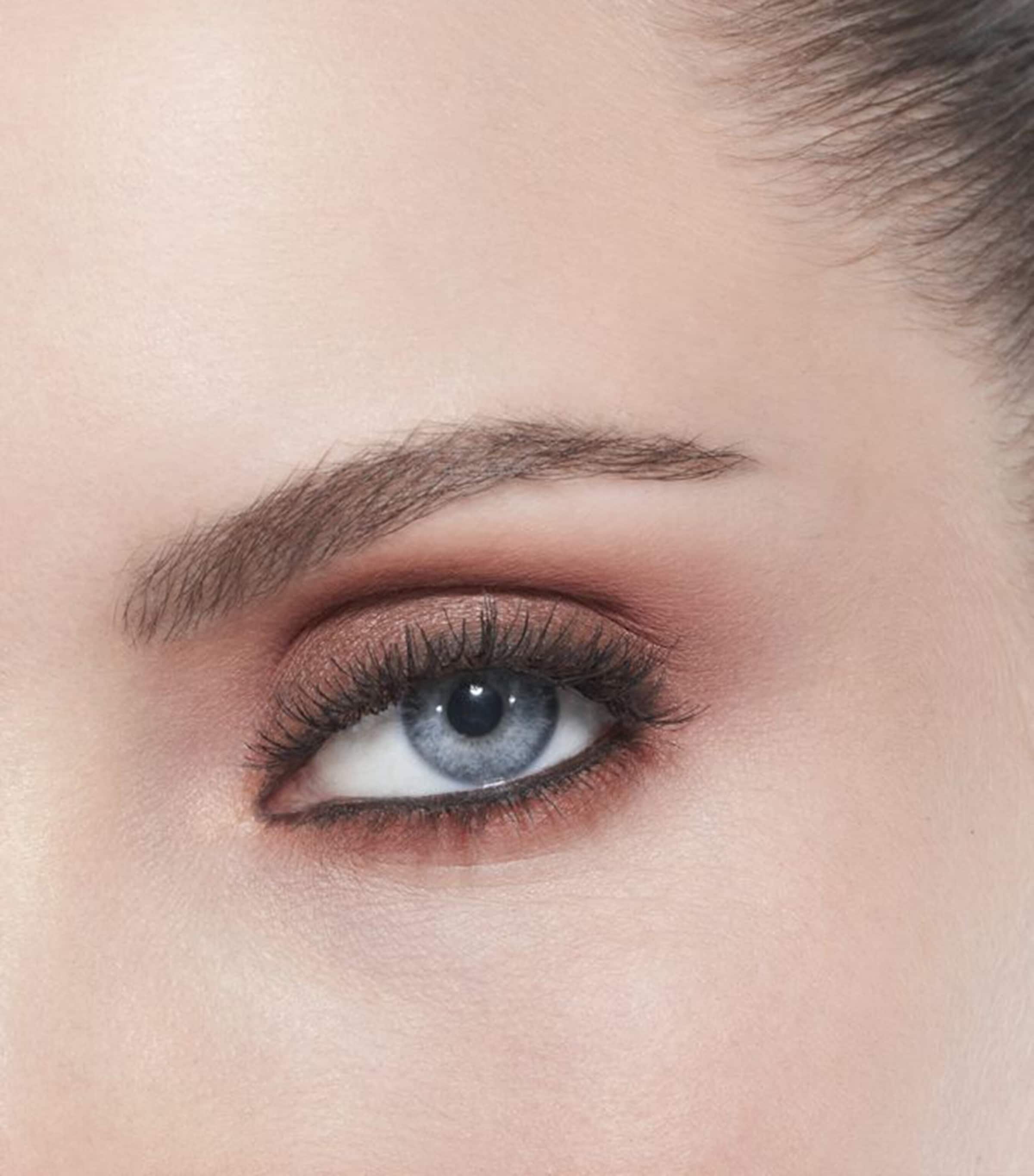 LES 4 OMBRES Multi-Effect Quadra Eyeshadow 268 CANDEUR ET EXPERIENCE Image 5