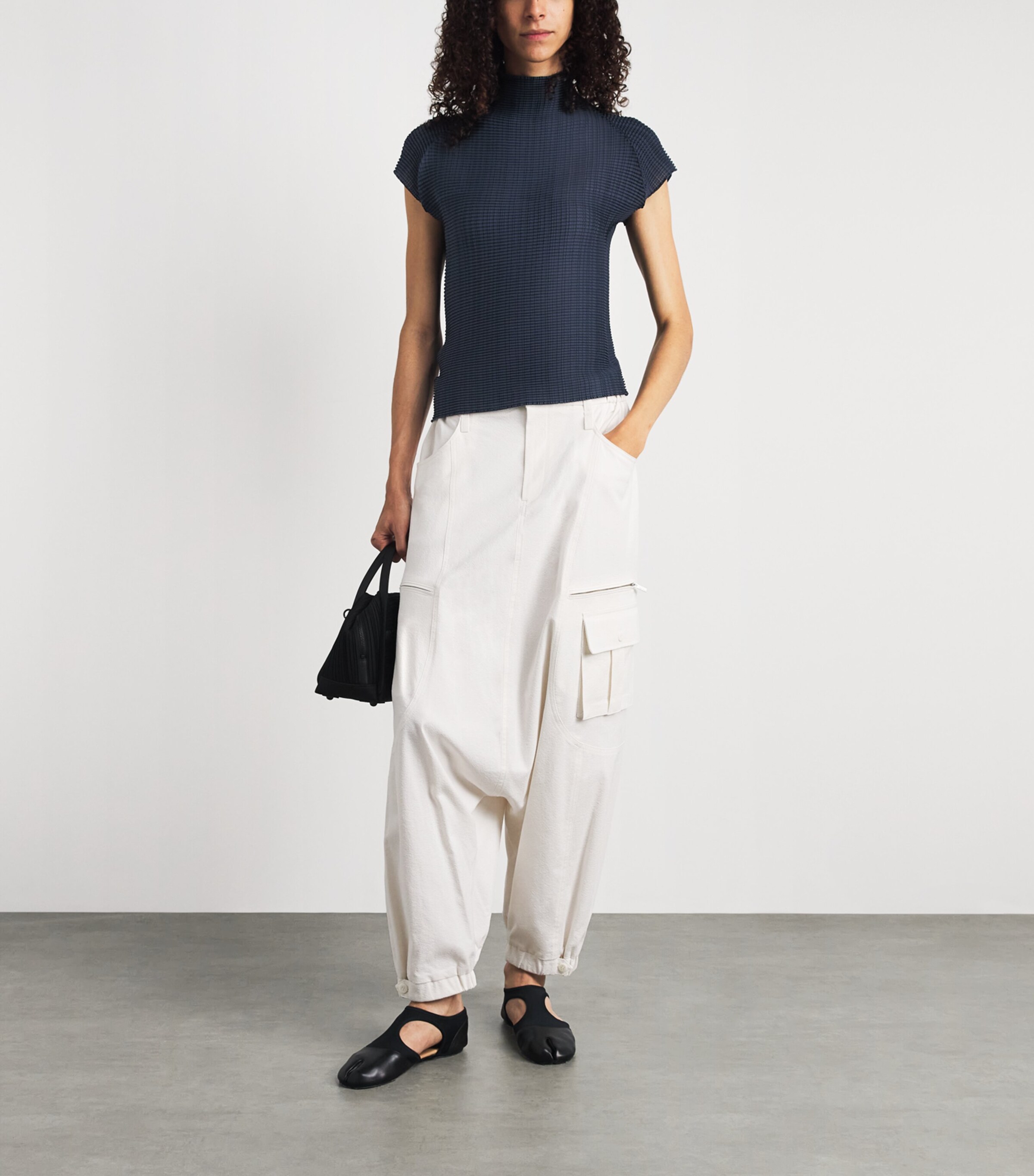 Issey Miyake Womens Wooly Pleats Mock-Neck Top Dark Navy Image 2