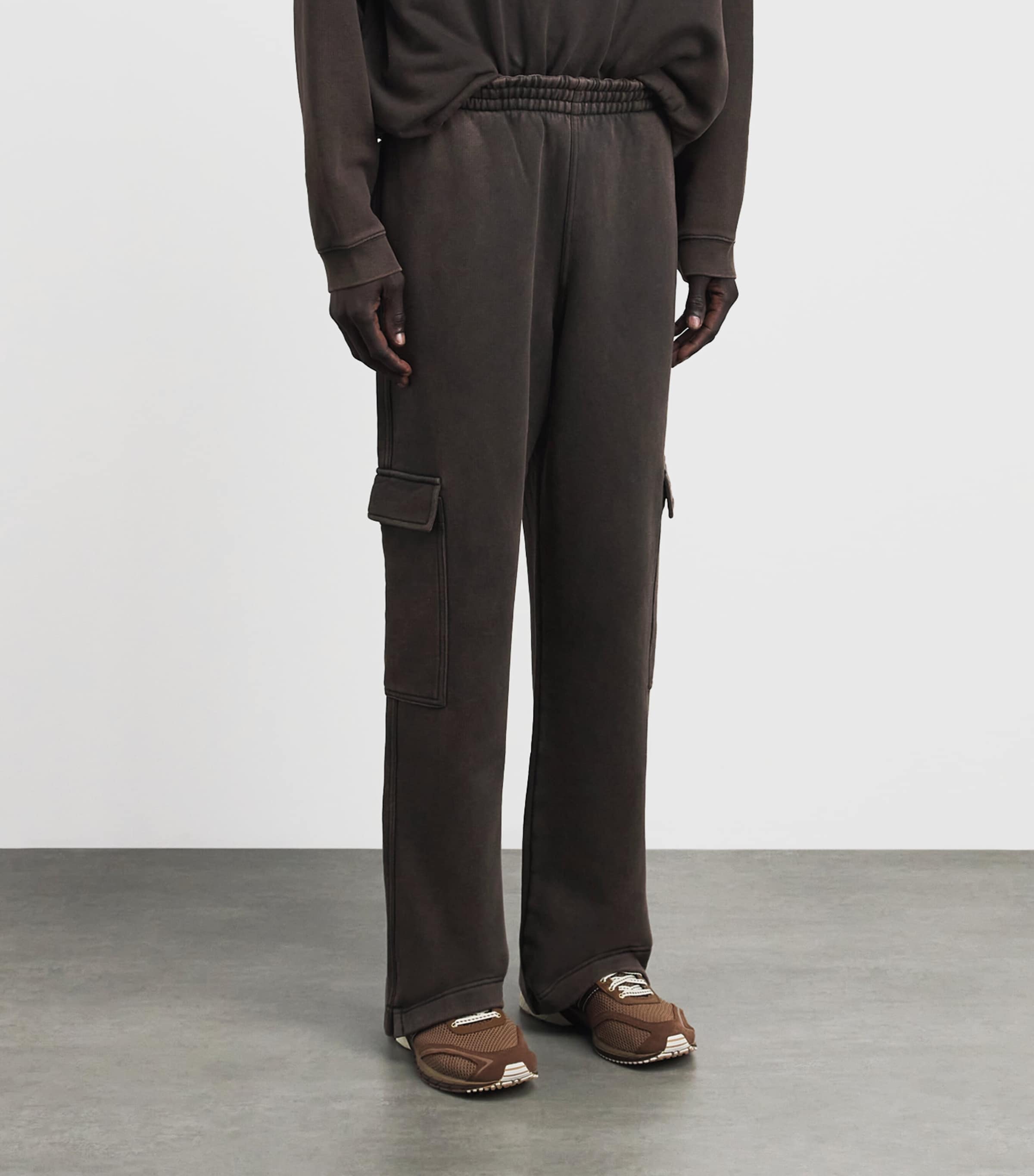 Represent Mens Cotton Initial Cargo Sweatpants Coffee Image 4