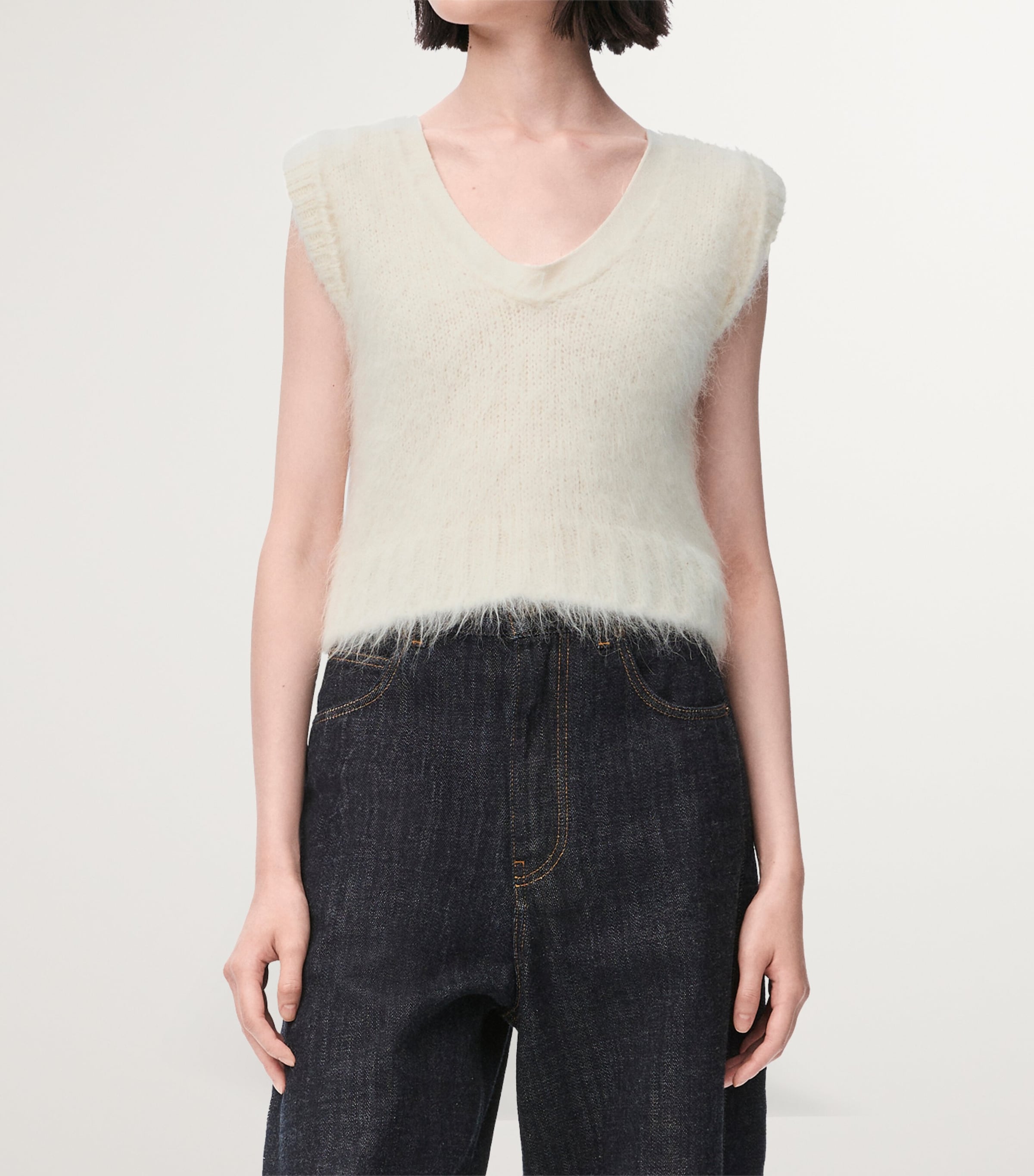 Wool-Blend Slim Sweater Vest WHITE Image 3