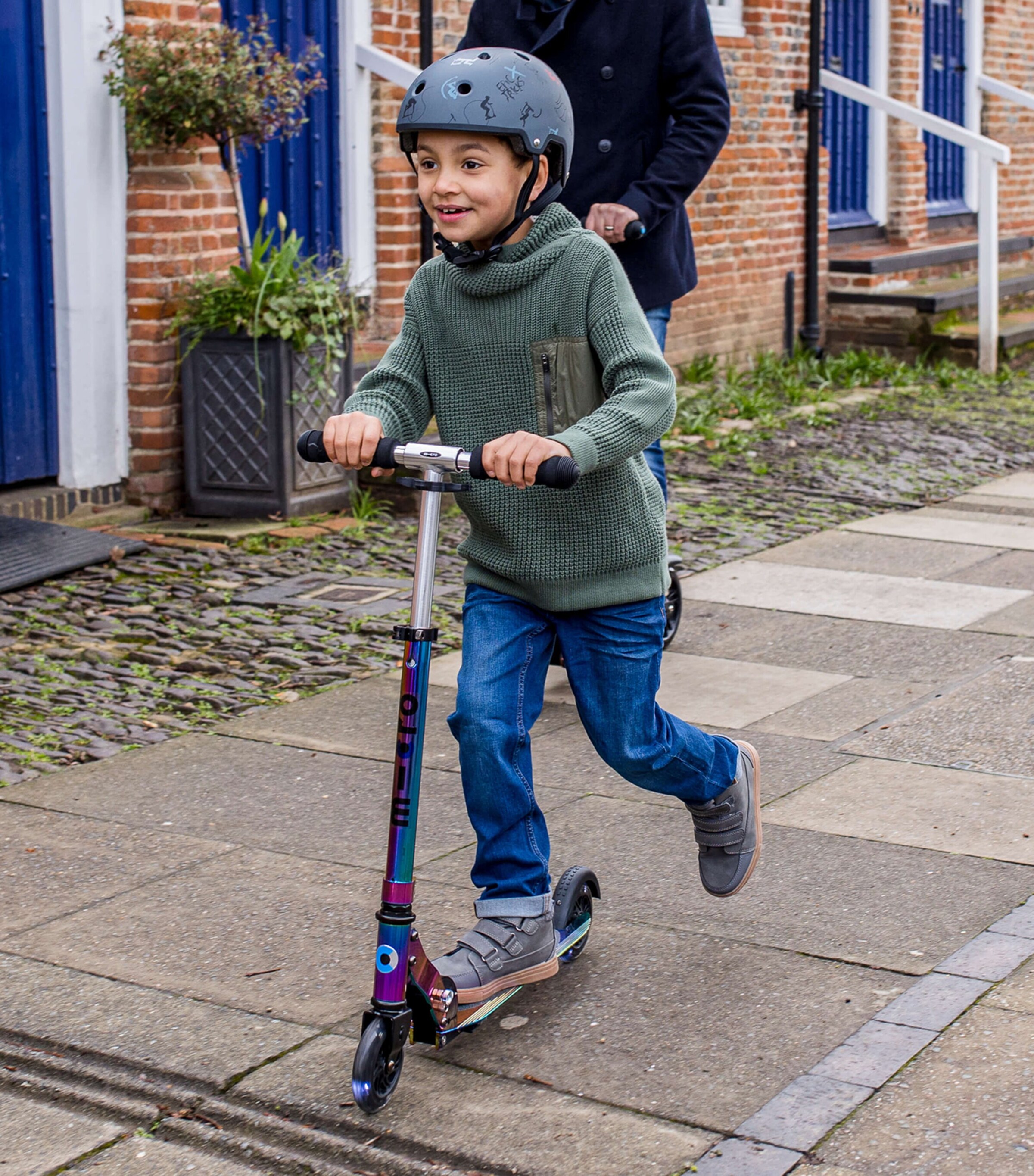 Sprite Neochrome 2-Wheel Scooter MULTI Image 3