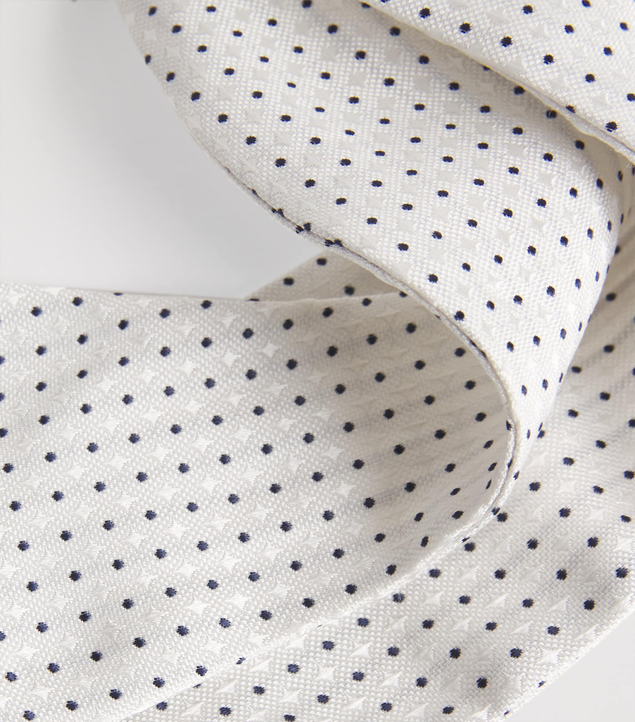 Silk Tuxedo Bow Tie 1 Image 4