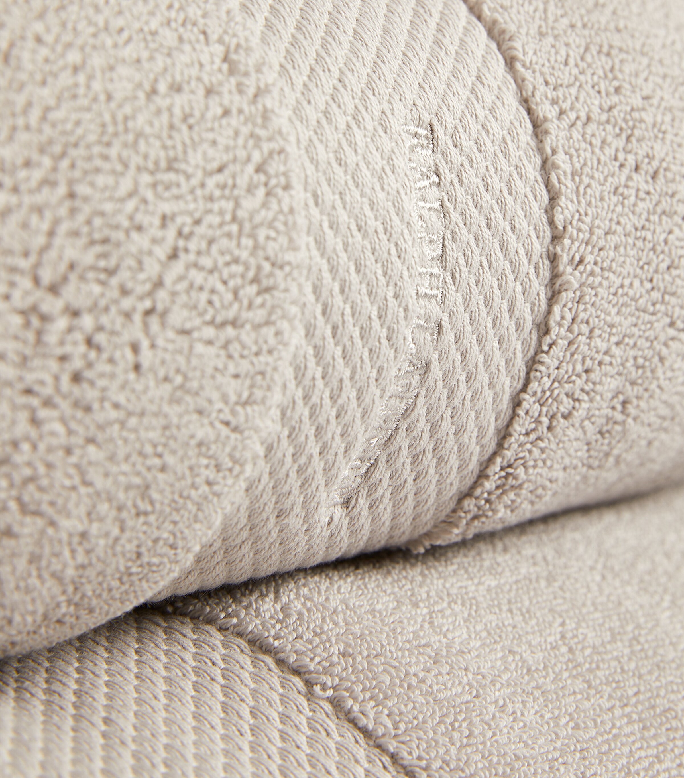 Ralph Lauren Home Avenue Bath Sheet (100cm x 183cm) Grey Image 3