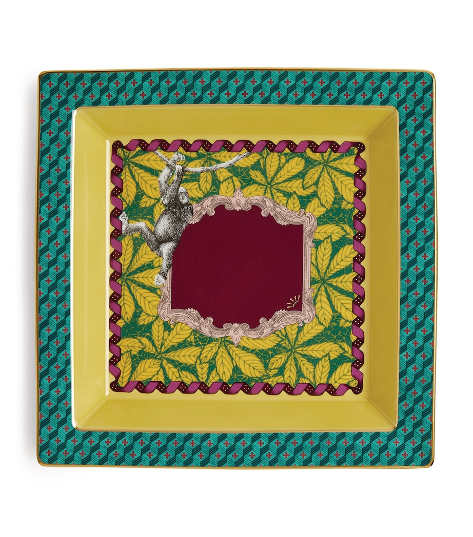 Porcelain Totem Trinket Tray (24.5cm) G00129000 Image 1