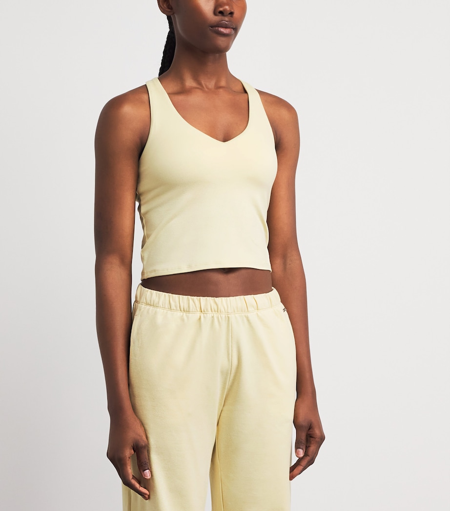 VUORI Womens Halo Performance 2.0 Crop Top Lemon Snap Heather Image 4