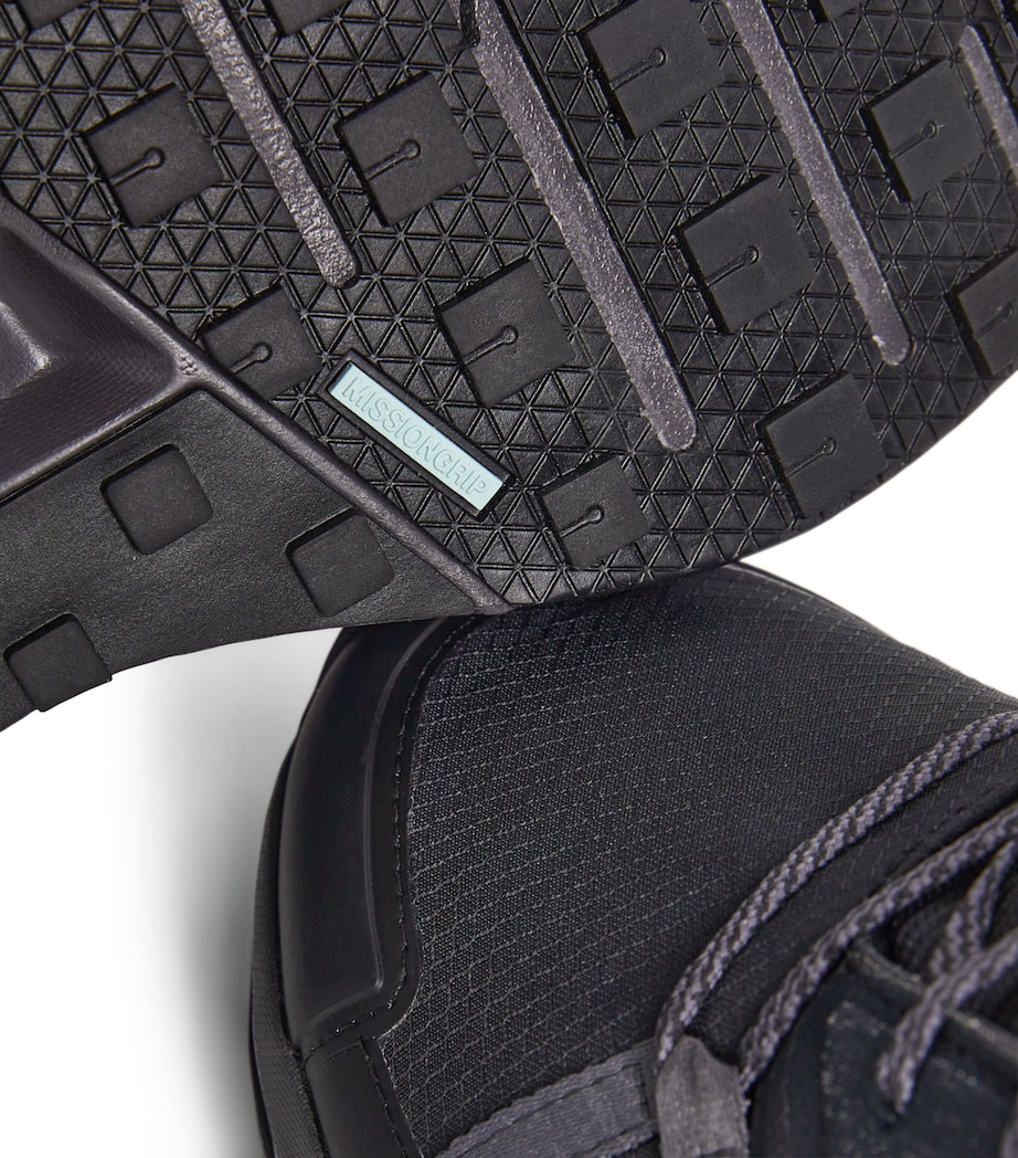 Waterproof Cloudhorizon Trainers BLACK | ECLIPSE Image 7