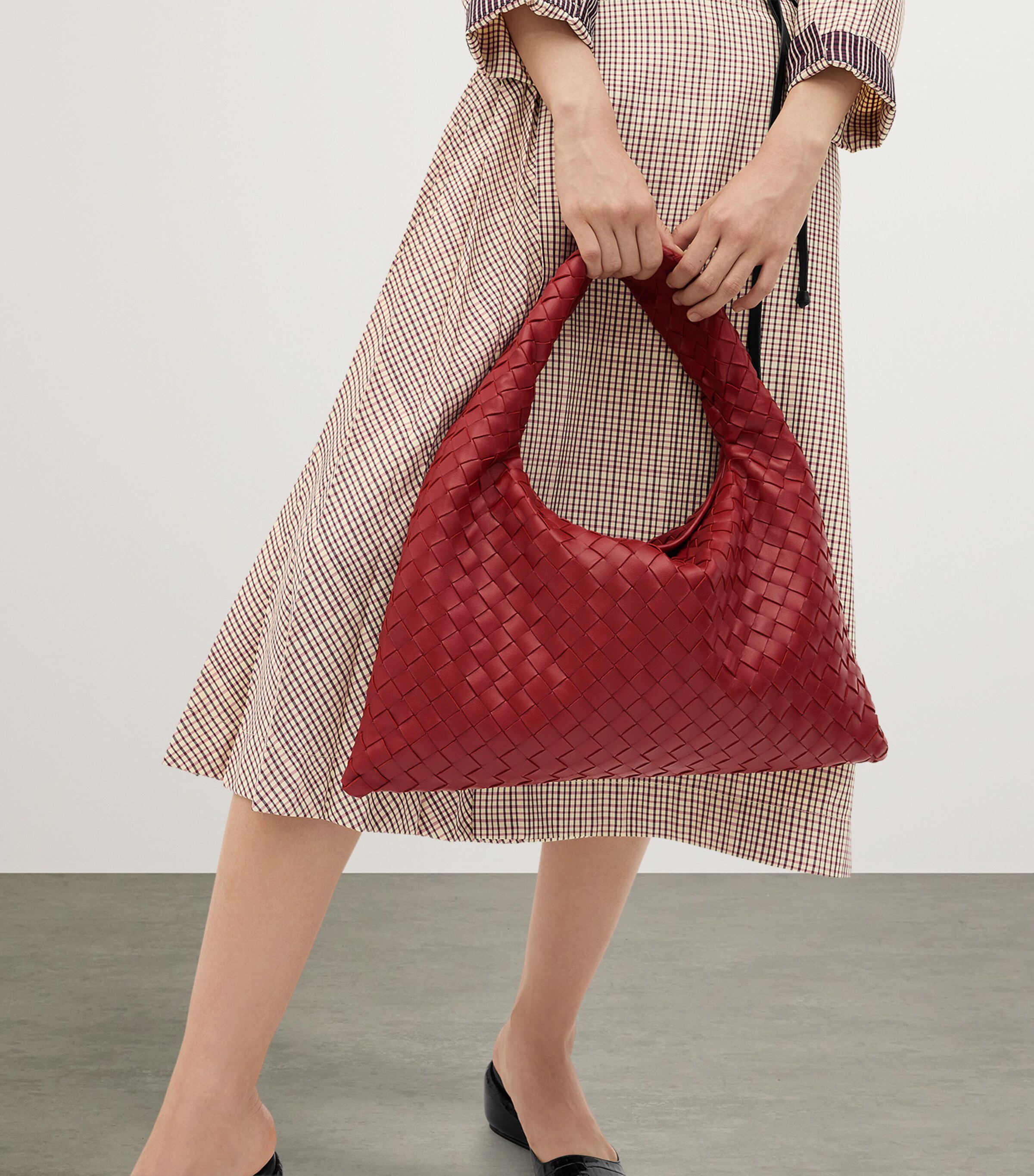 Small Calfskin Hop Shoulder Bag 6564 Image 5