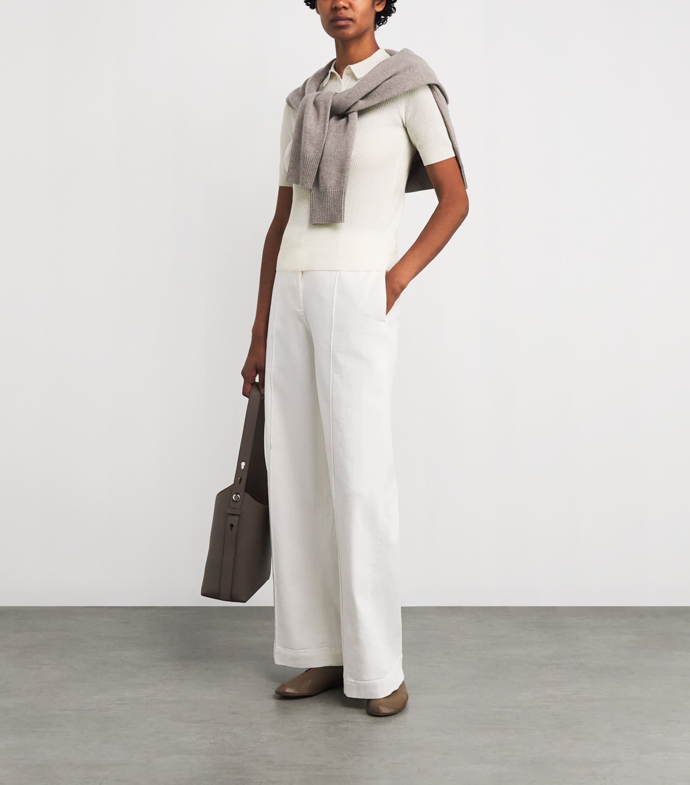Eleventy Womens Cashmere Knitted Polo Shirt Bianco Image 2