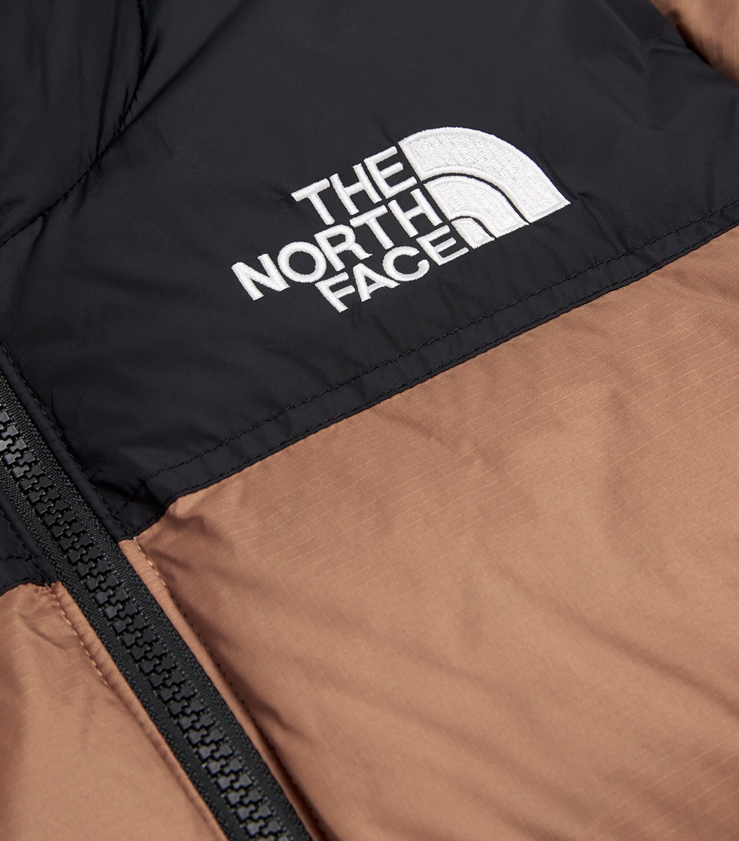 1996 Retro Nuptse Down Jacket (6-18 Years) LATTE Image 3