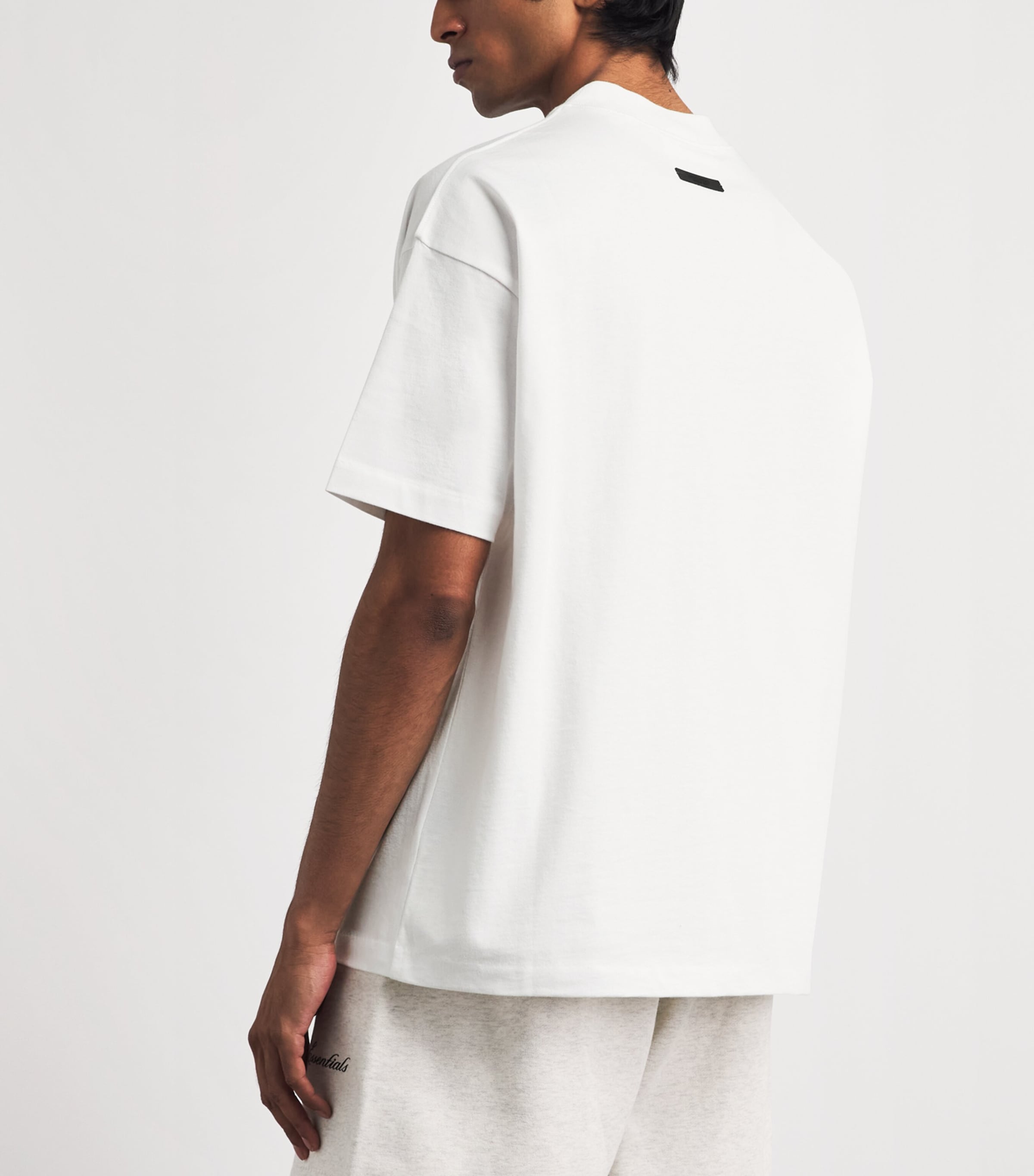 FEAR OF GOD ESSENTIALS Mens Classic Fit T-Shirt Bright White Image 5