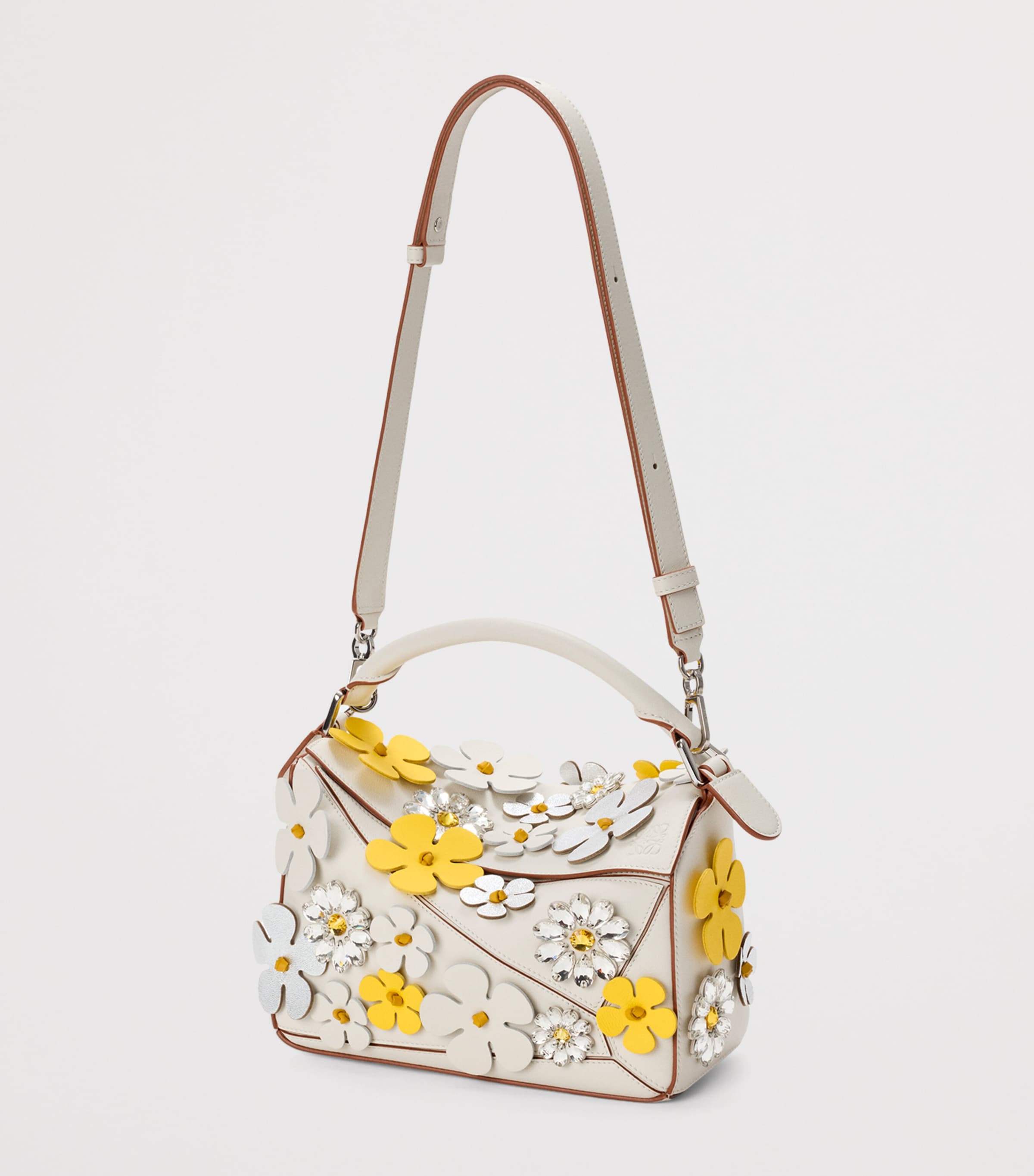 LOEWE x Paula's Ibiza Small Daisy-Embellished Puzzle Top-Handle Bag Soft White Image 5