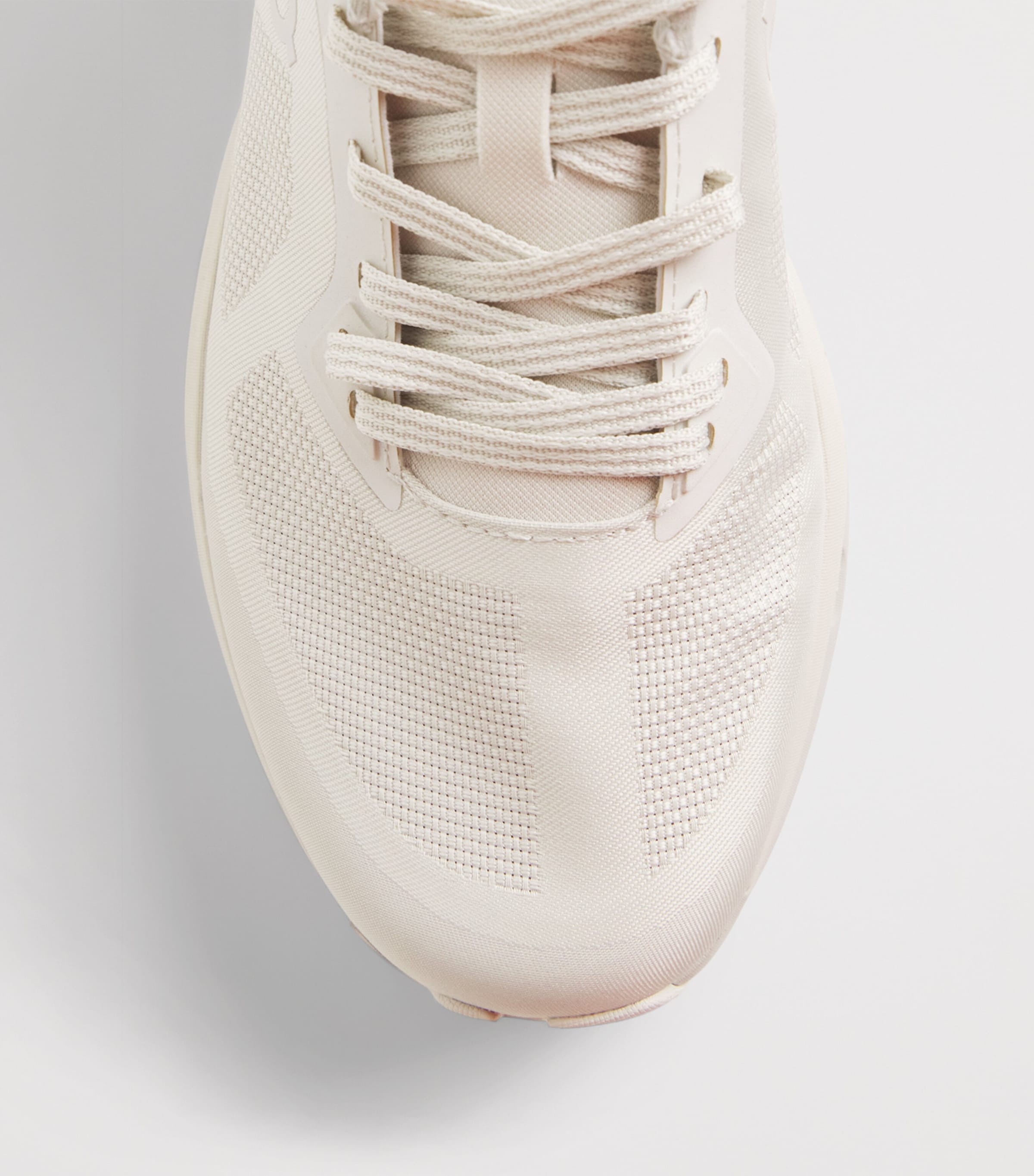 On Womens Cloudzone Trainers Pearl | Truffle Image 6