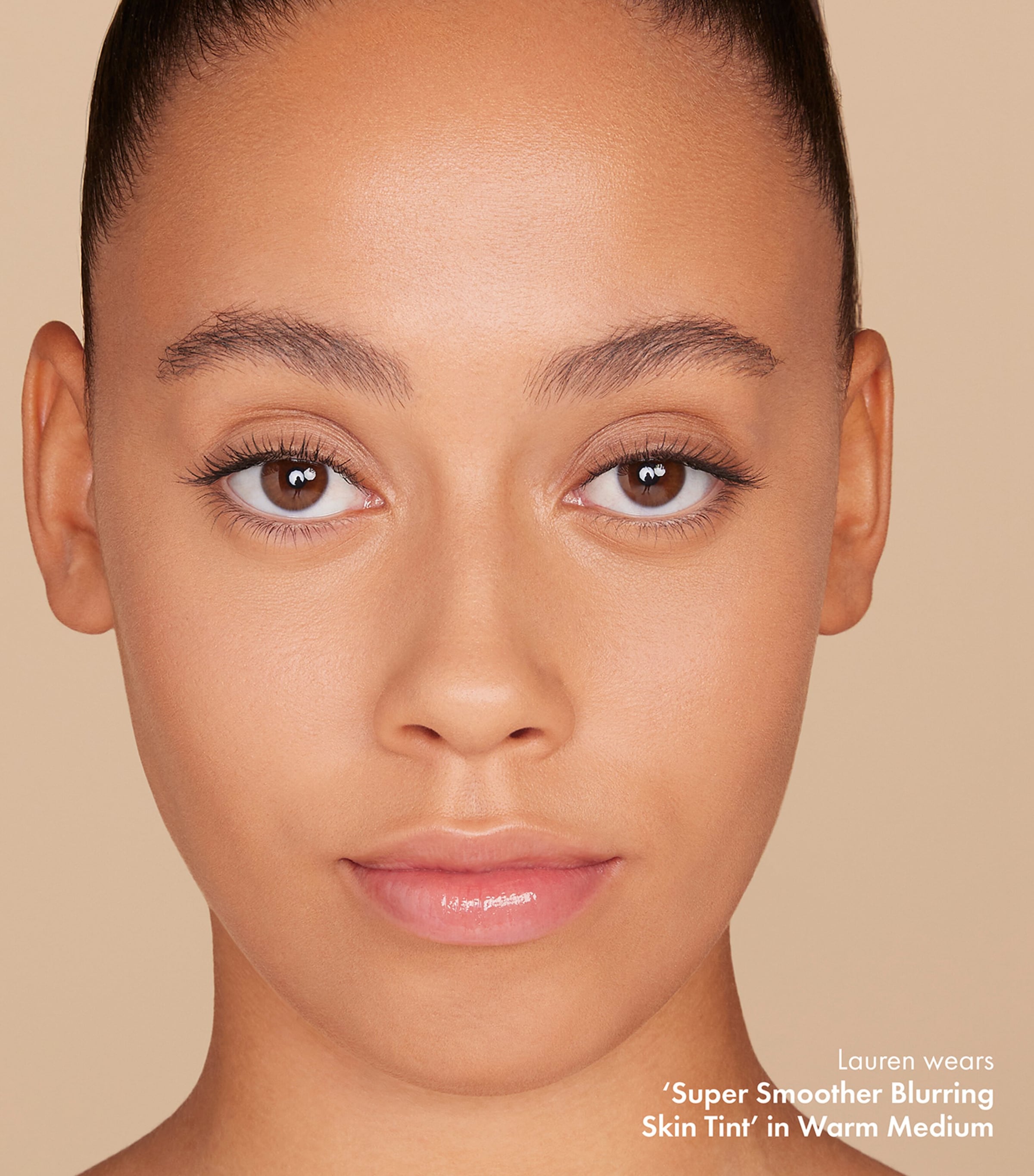 Super Smoother Blurring Skin Tint WARM MEDIUM Image 3