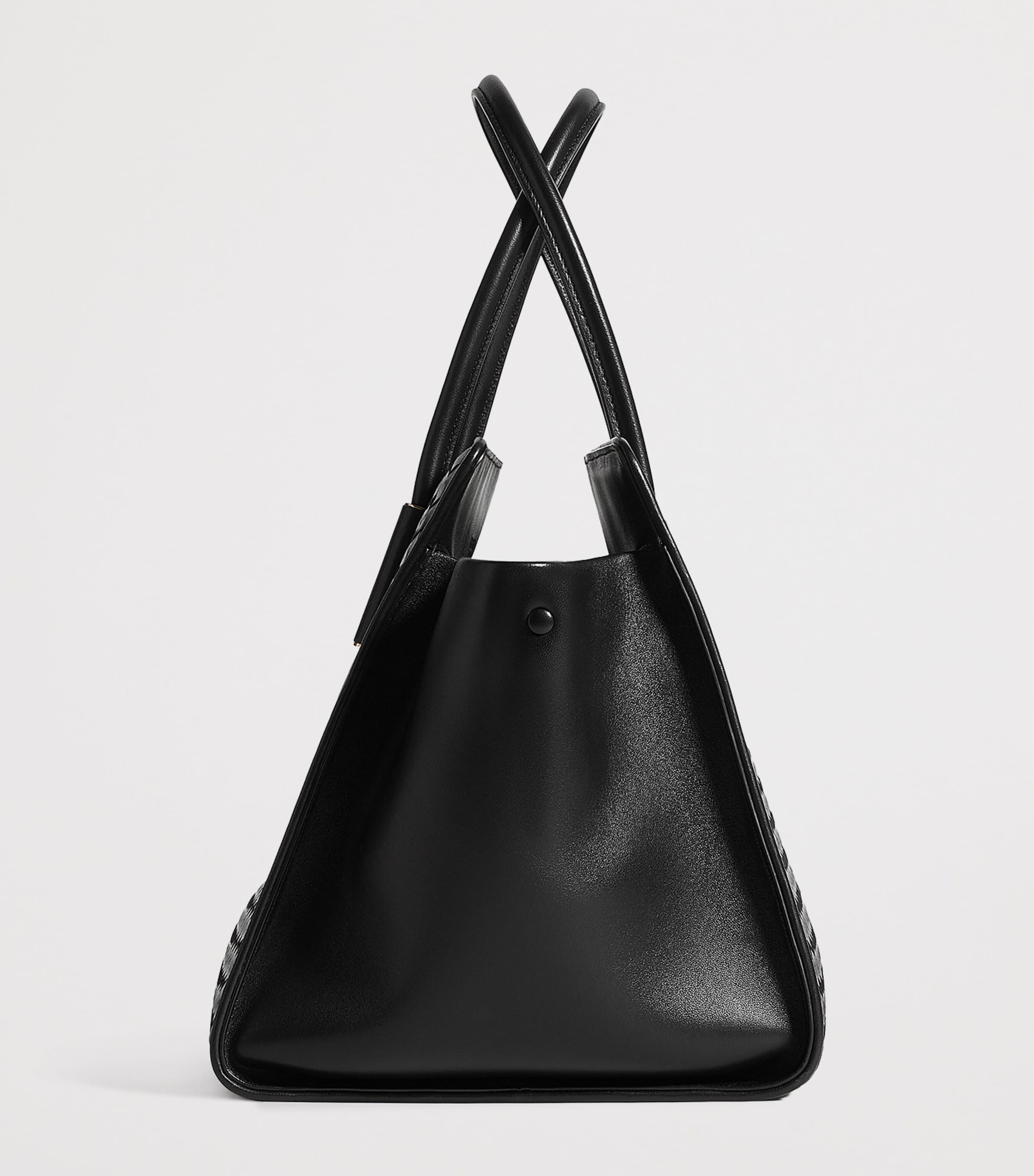 Bottega Veneta Womens Leather Barbara Tote Bag Image 5