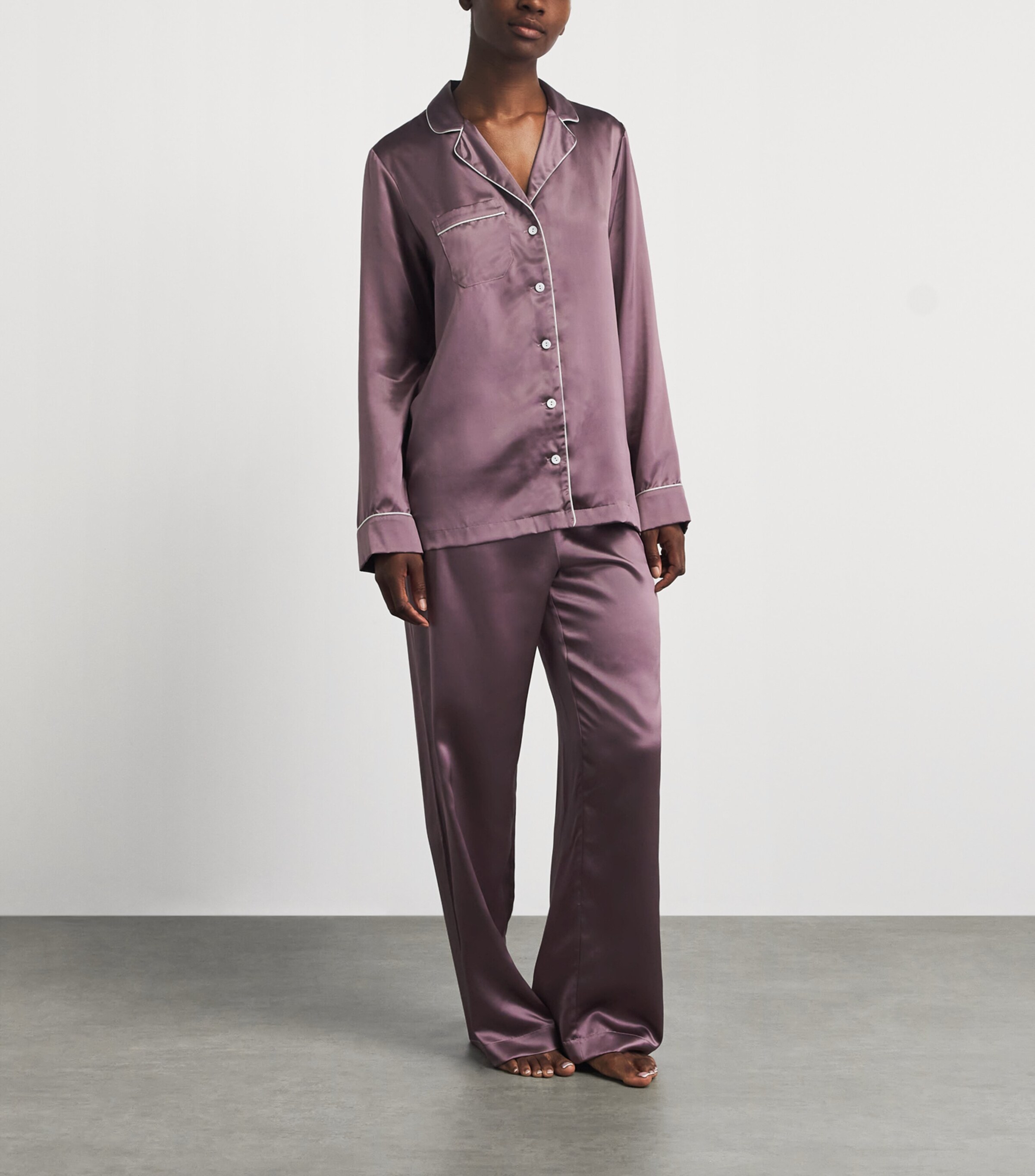 Derek Rose Womens Silk Bailey Long Pyjama Set Purple Image 2