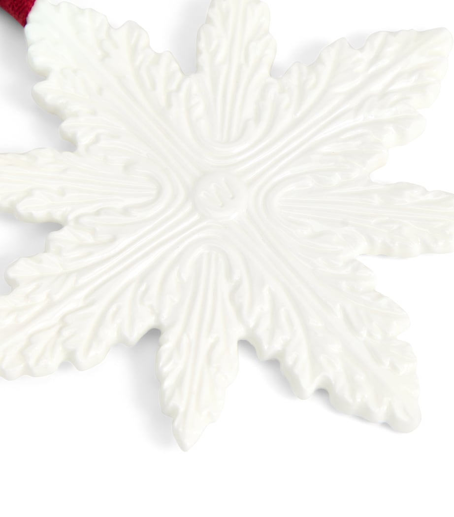 Fine Bone China Snowflake Tree Decoration WHITE Image 4
