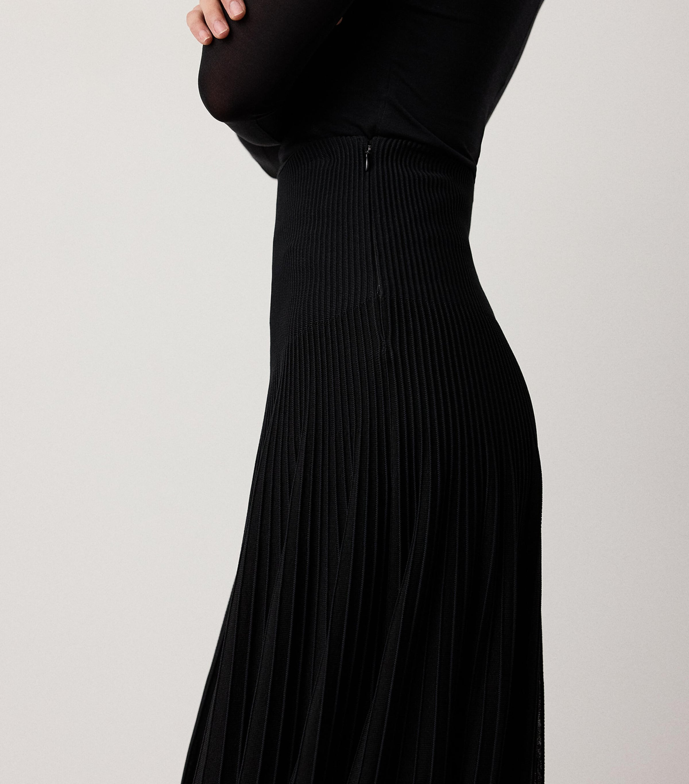 Ralph Lauren Collection Womens Knitted Celia Midi Skirt Black Image 4