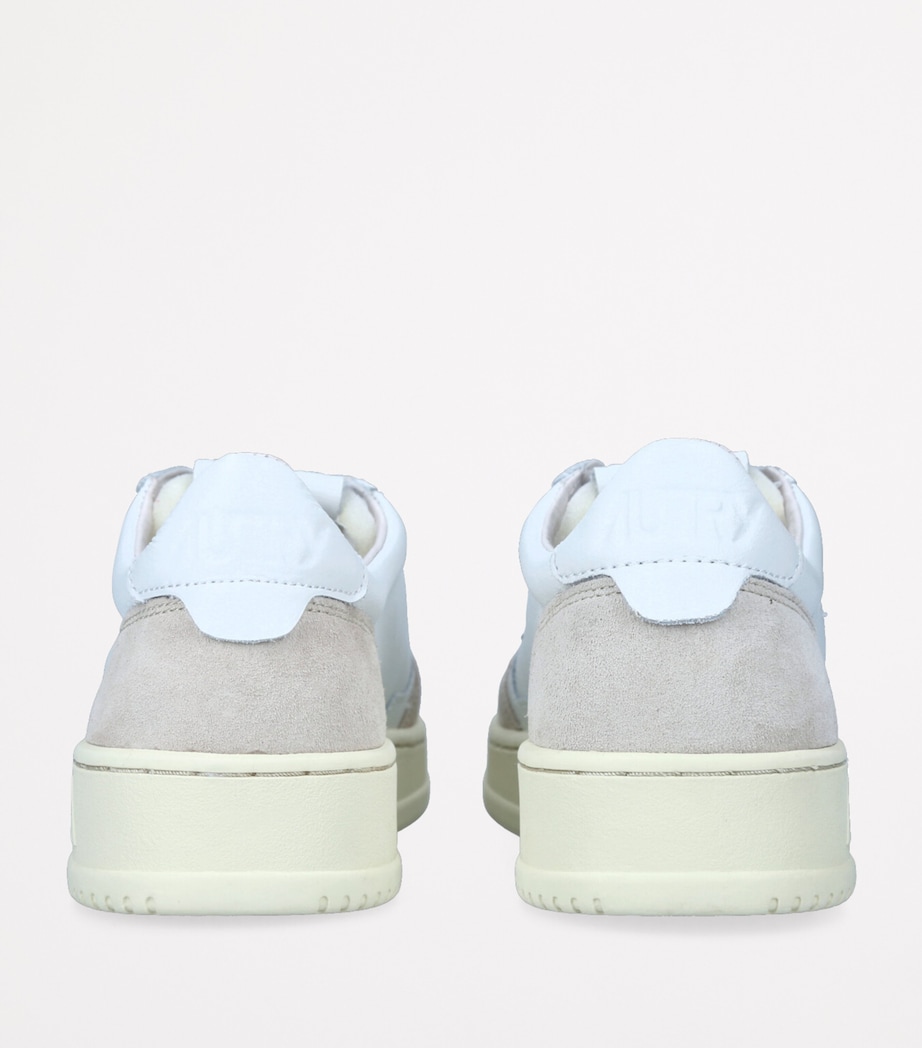 Autry Leather Medalist Low-Top Sneakers White Image 2