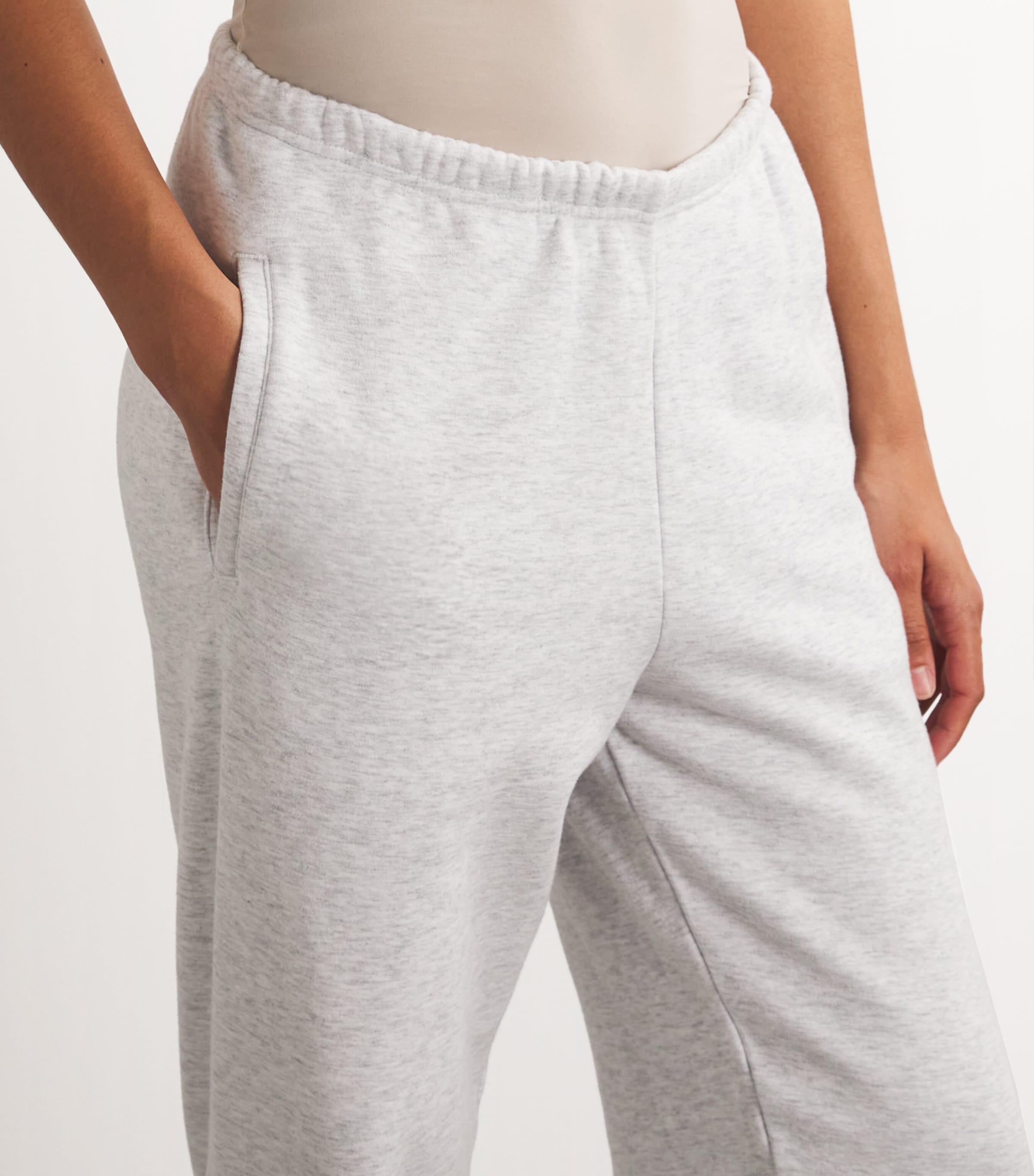Fleece Classic Sweatpants LIGHT HEATHER GREY Image 6