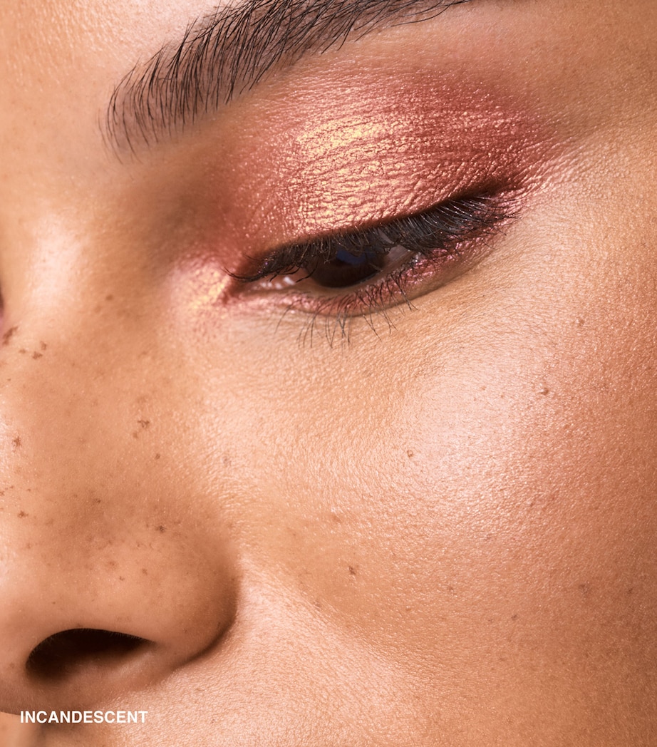 Long-Wear Crème Shadow Stick MOONSTONE Image 4