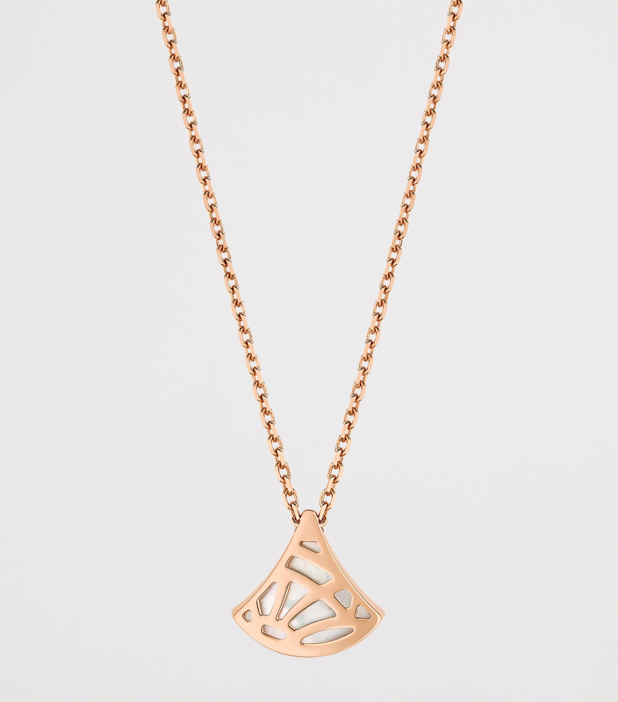 Bvlgari Rose Gold and Mother-of-Pearl Divas' Dream Necklace Pink Gold Image 3