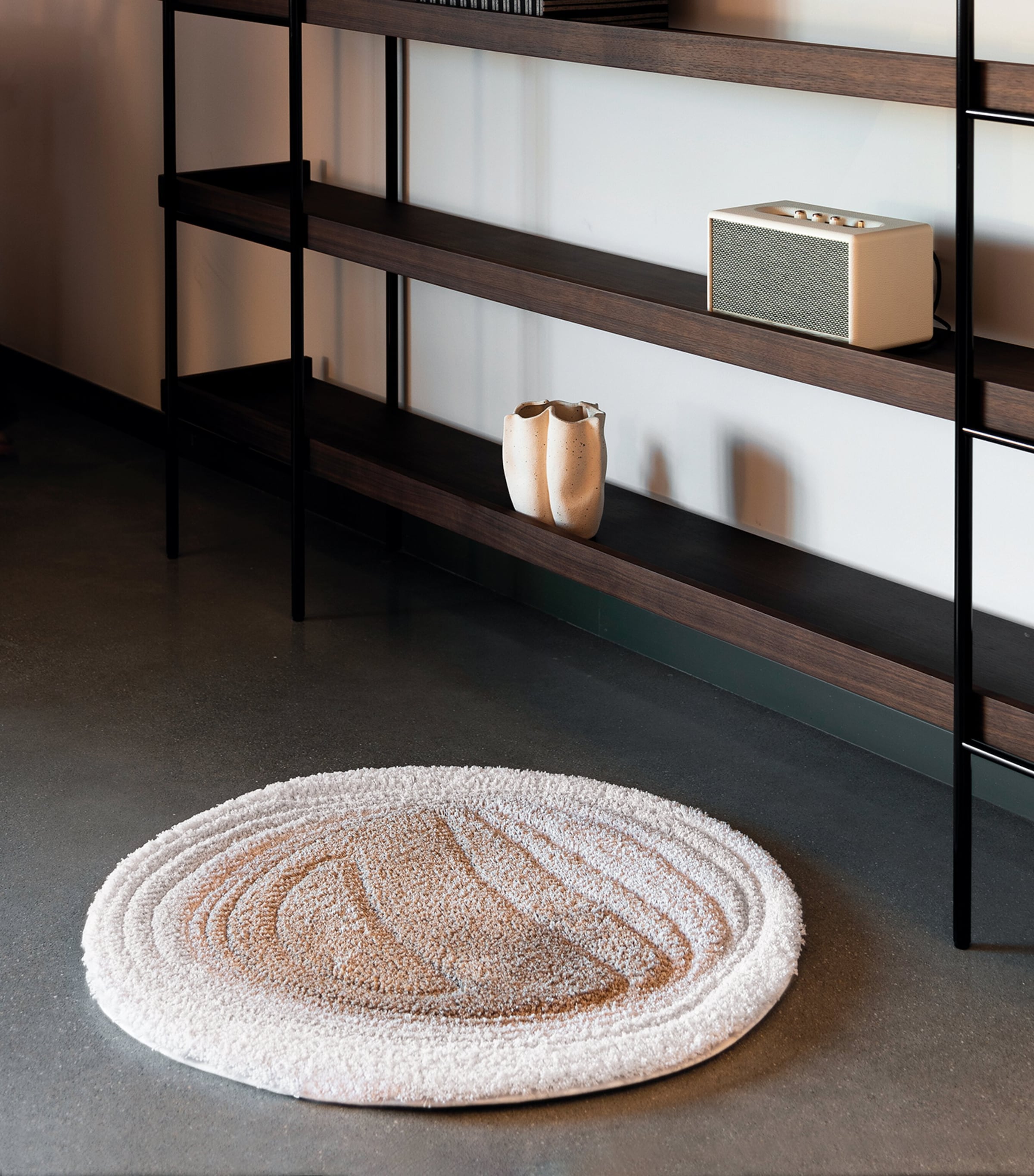 GRACCIOZA Ivy Bath Mat (50cm x 80cm) Fog Image 2