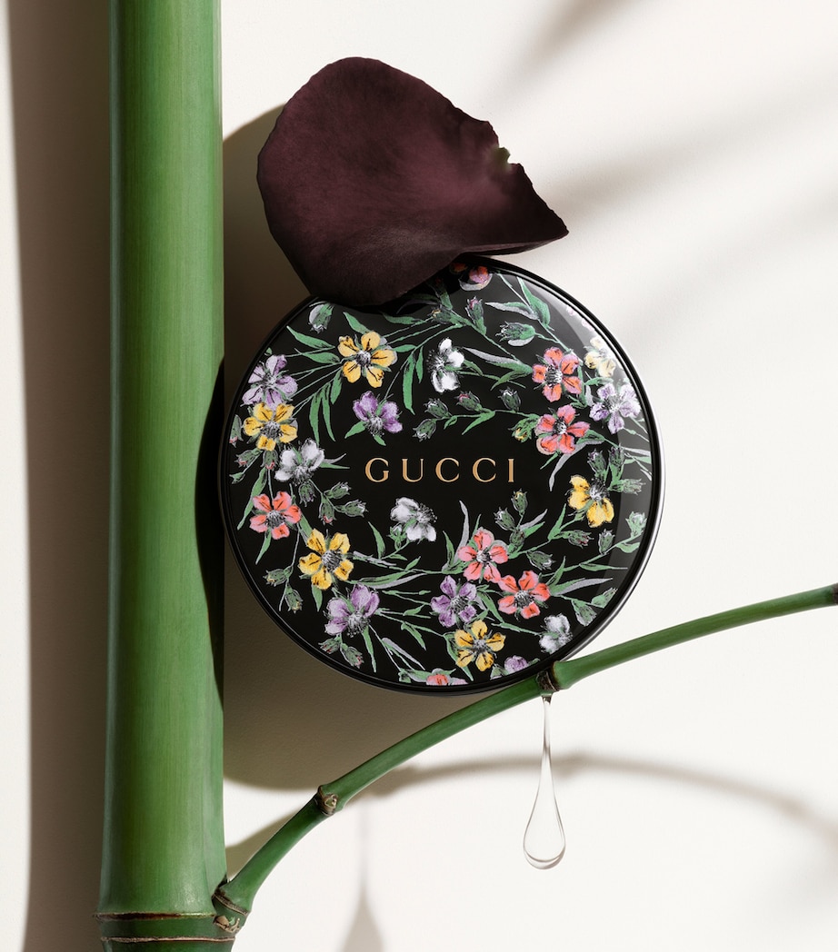 Gucci Éternité de Beauté Cushion Foundation Shade Iv Image 4