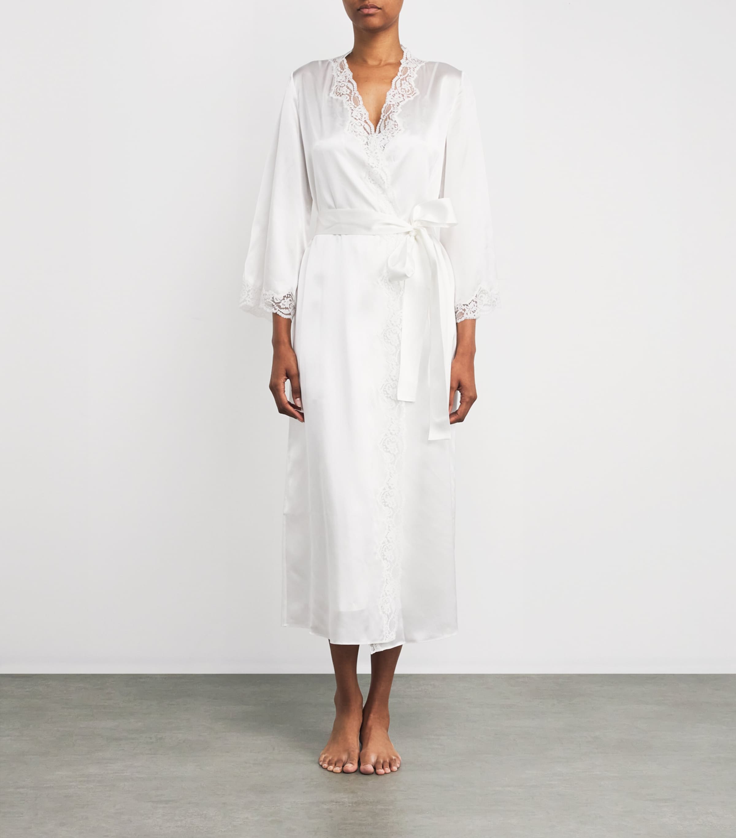 Silk Lace-Trim In My Boudoir Long Robe IVORY Image 2