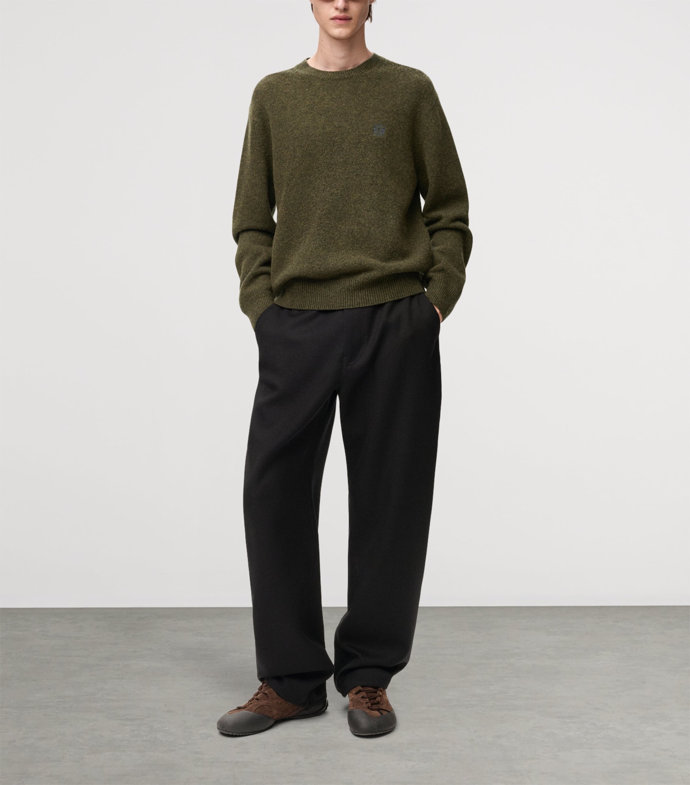 LOEWE Mens Wool-Blend Anagram Sweater Khaki Green Image 2