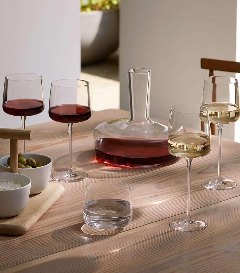 Set of 4 Metropolitan Red Wine Glasses (400ml) CLEAR Image 3