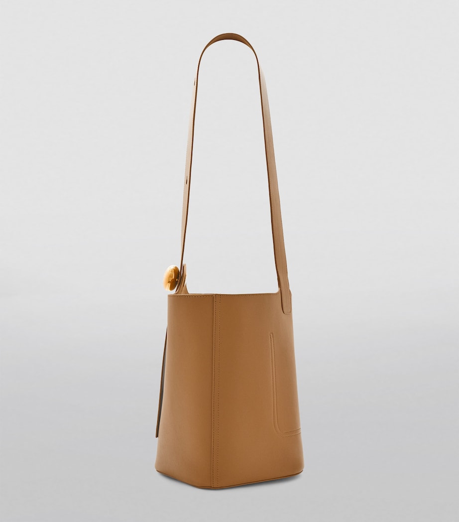 Medium Pebble-Calfskin Bucket Bag OAK Image 3