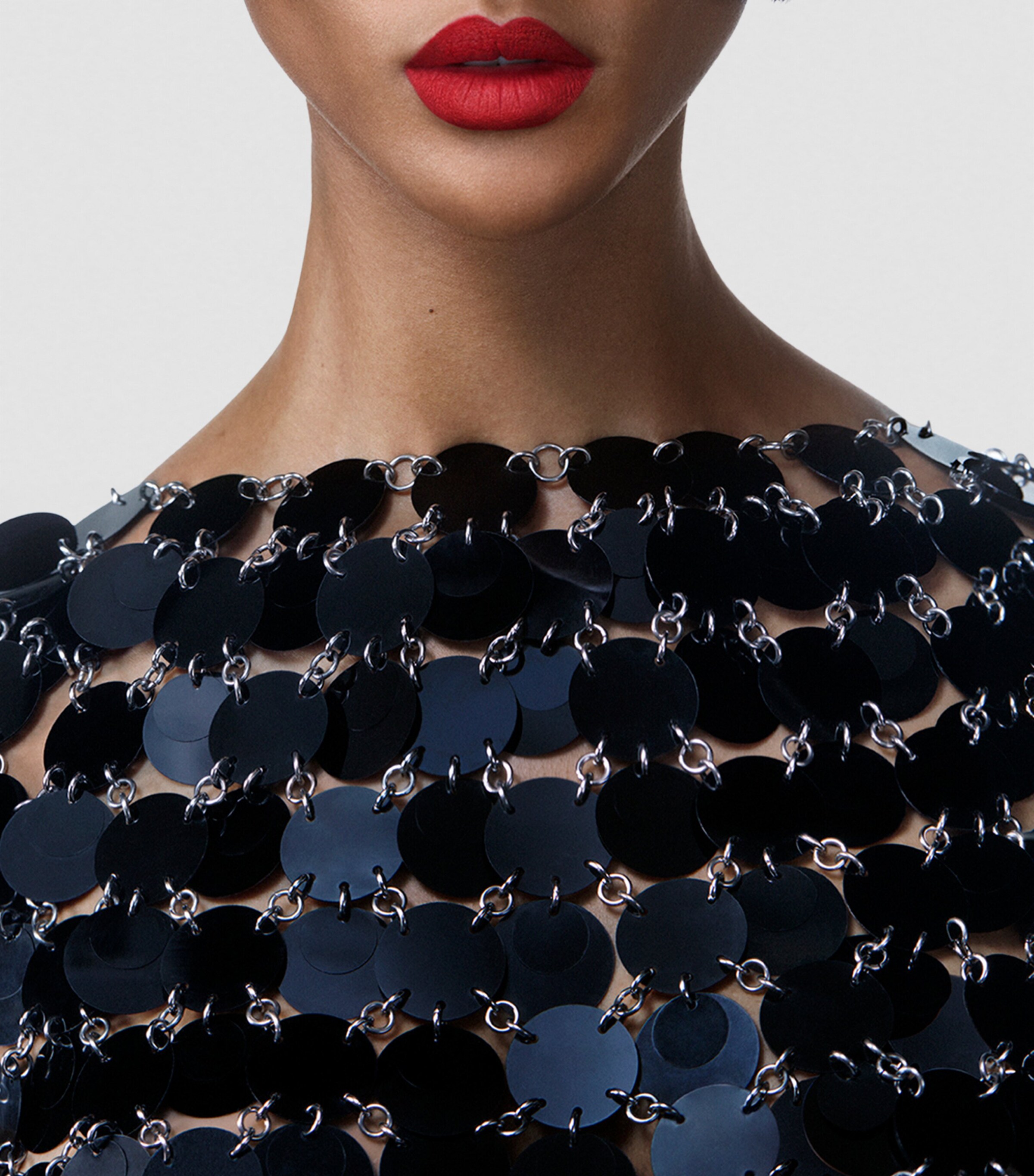 MACximal Silky Matte Lipstick RUBY WOO Image 4