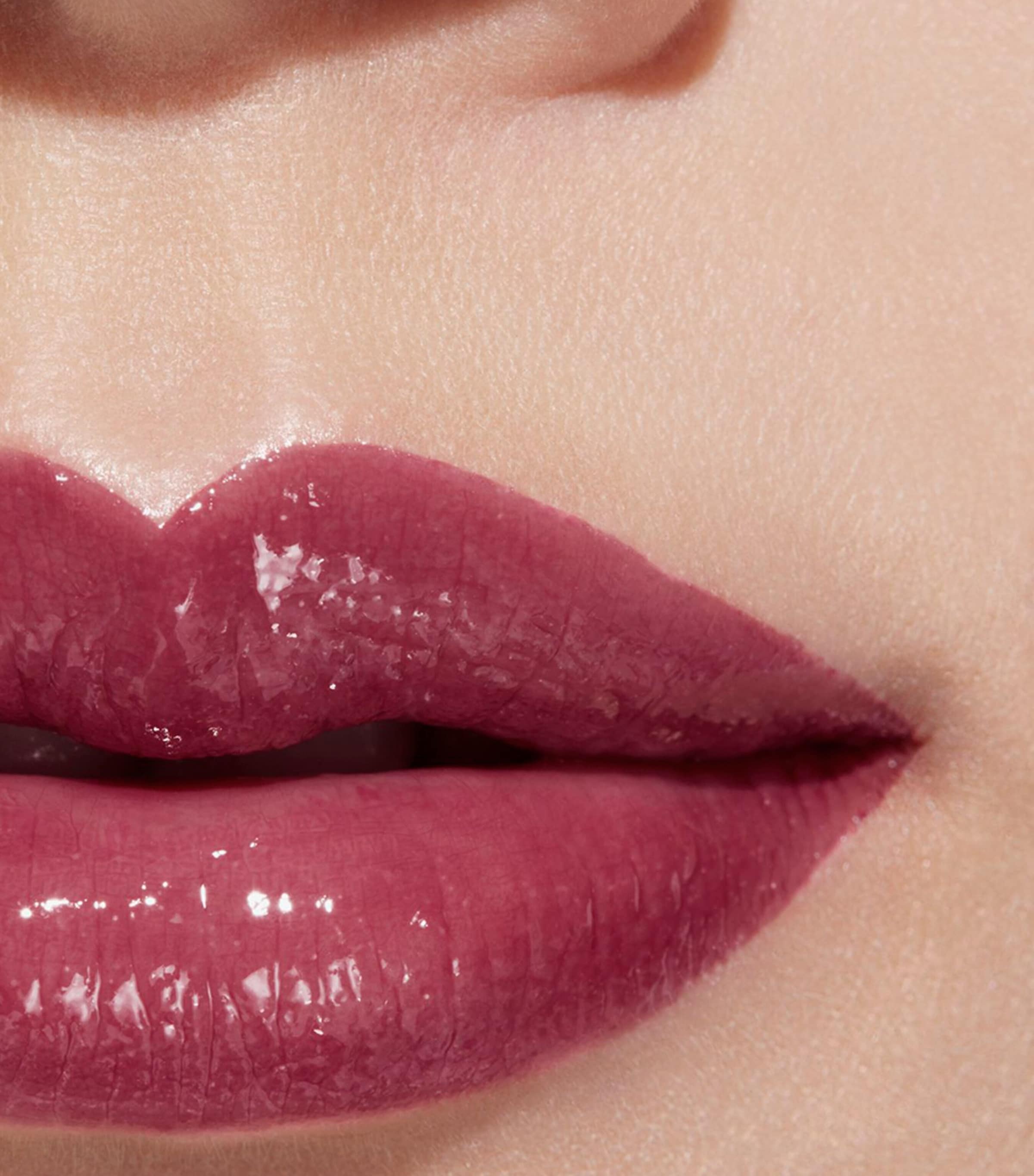 CHANEL ROUGE COCO FLASH Lipstick Fruity Image 4