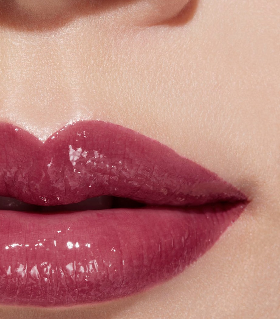CHANEL ROUGE COCO FLASH Lipstick Fruity Image 4
