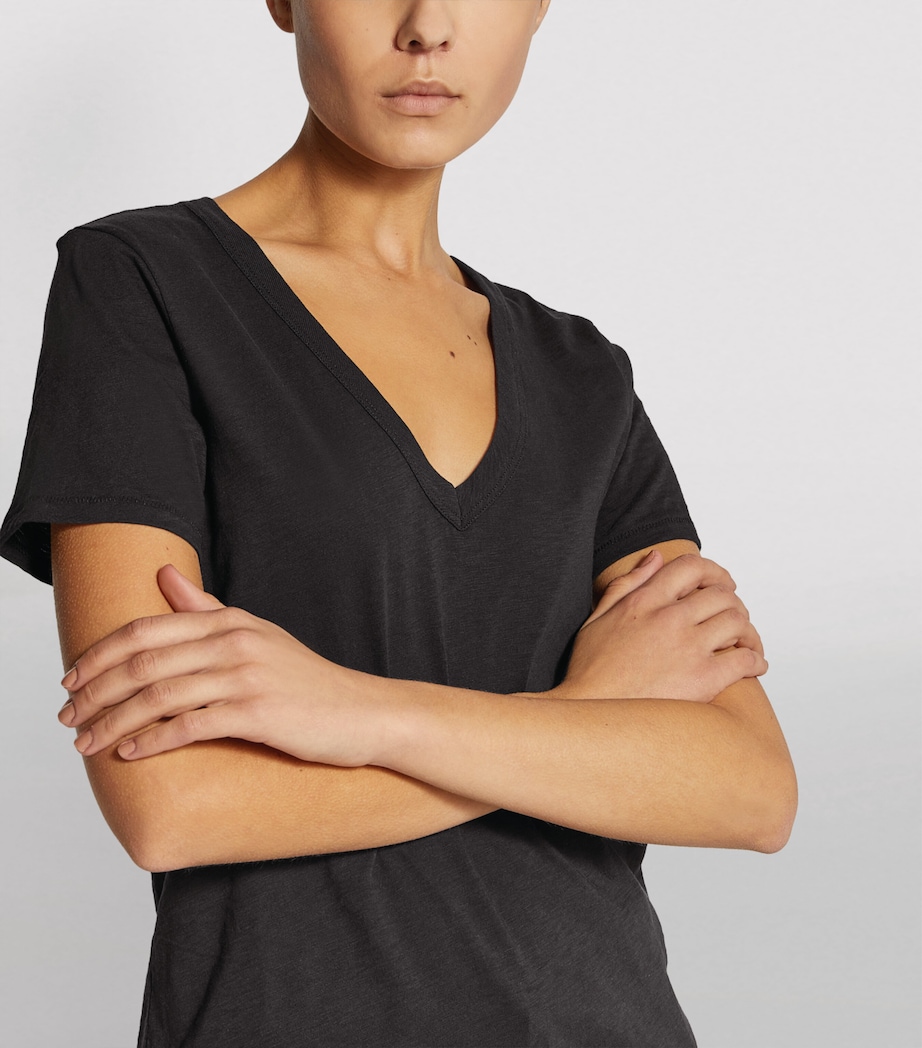 Cotton The Vee Slub T-Shirt BLACK BLACK Image 12