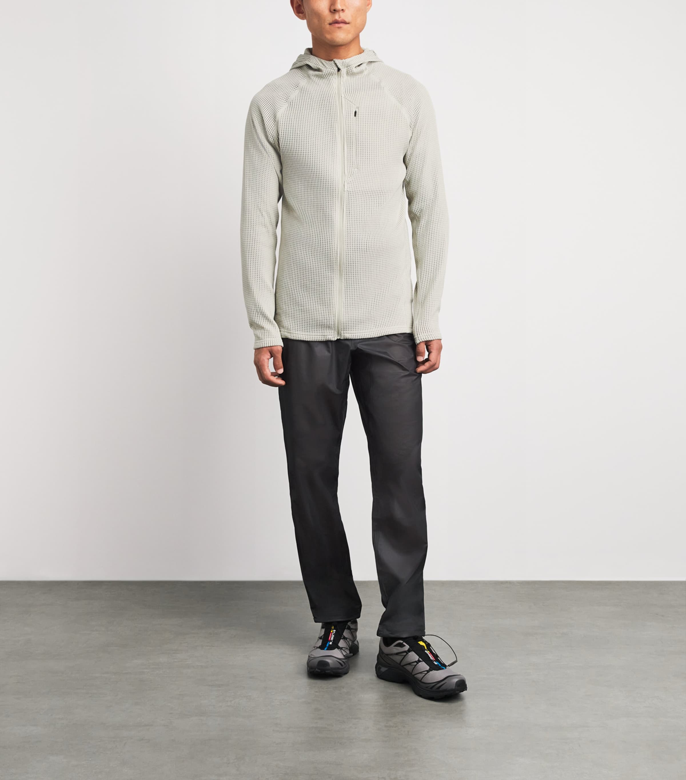 Houdini Mens Pace Flow Hoodie Greenish Grey Image 2