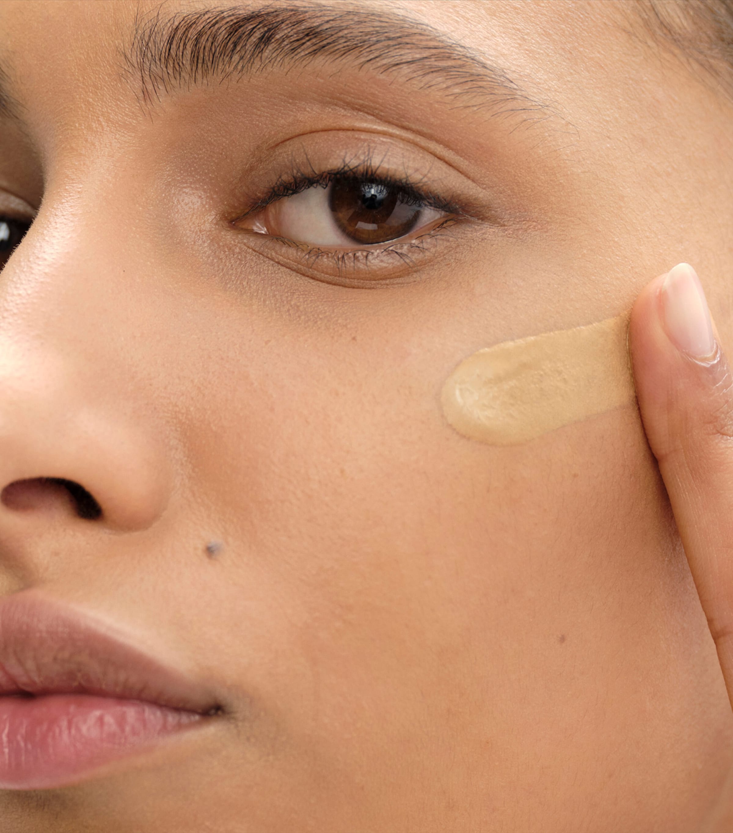 Prada Beauty Reveal Skin Optimising Foundation - Refill | Harrods US