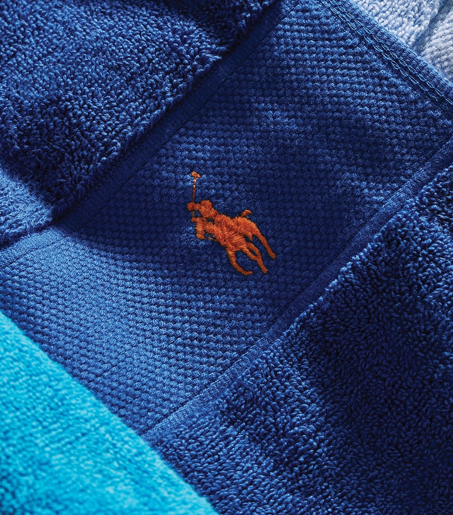 Polo Player Guest Towel (40cm x 75cm) IRIS BLUE Image 4