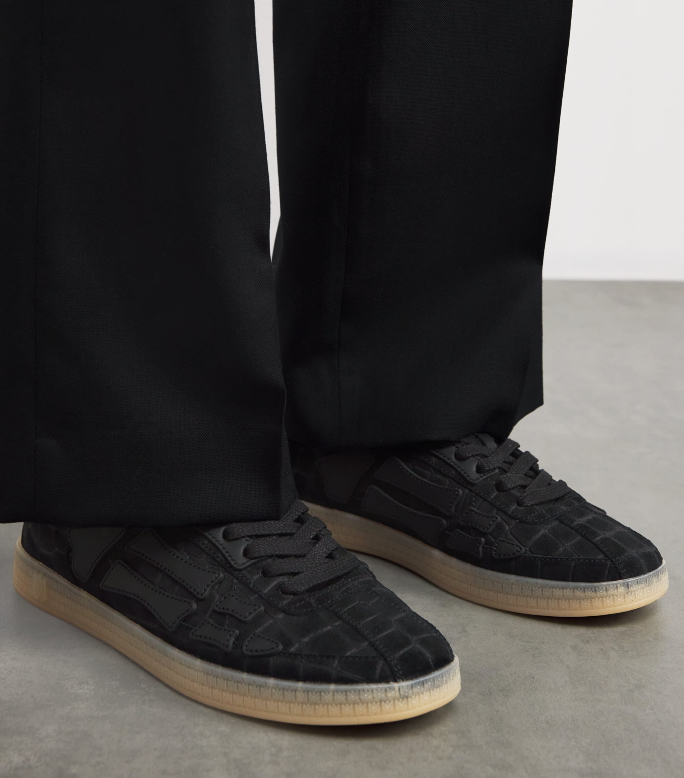 Suede Pacific Bones Low-Top Sneakers BLACK Image 2
