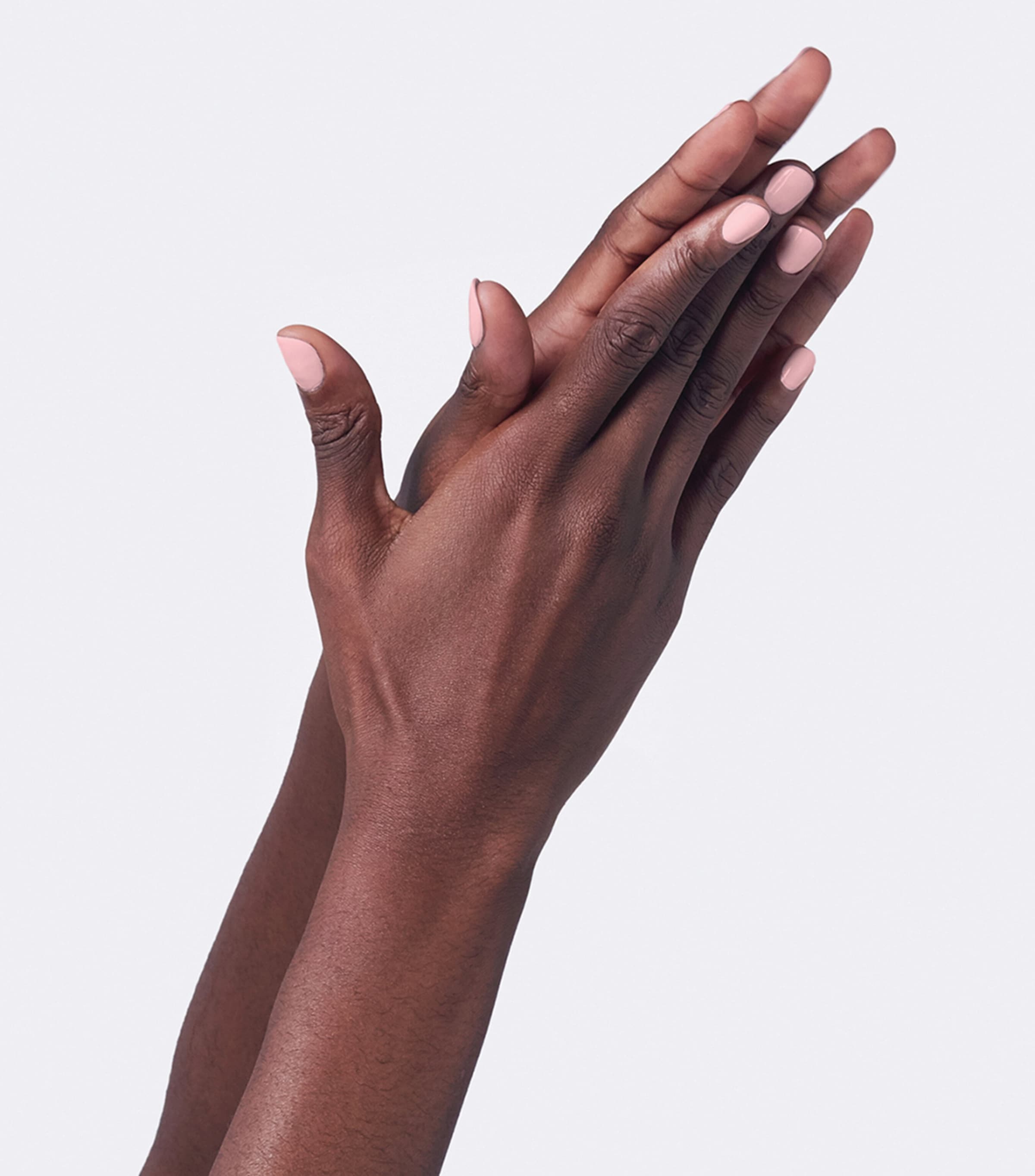Gucci Vernis à Ongles Nail Polish Ellen Blush Image 4