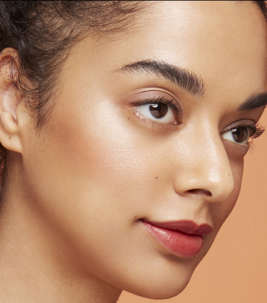 The Luminizing Face Enhancer 203 SUNSET BRILL Image 6