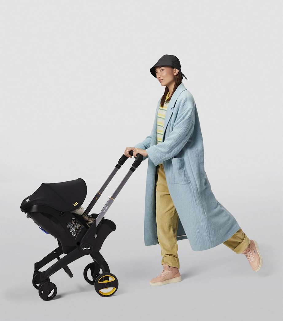 Doona I Infant Car Seat and Stroller BLACK Image 5