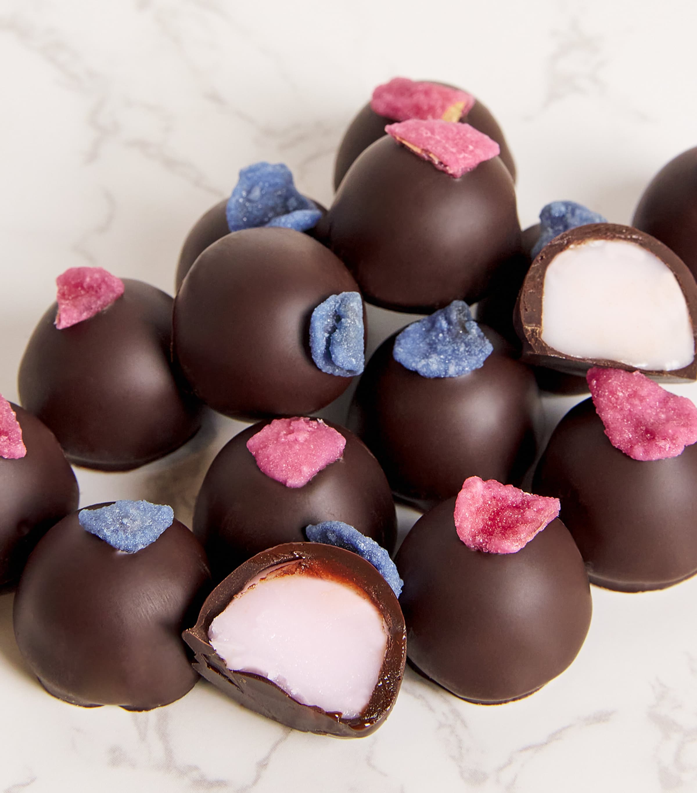 Rose & Violet Creams (175g) NO COLOUR Image 3