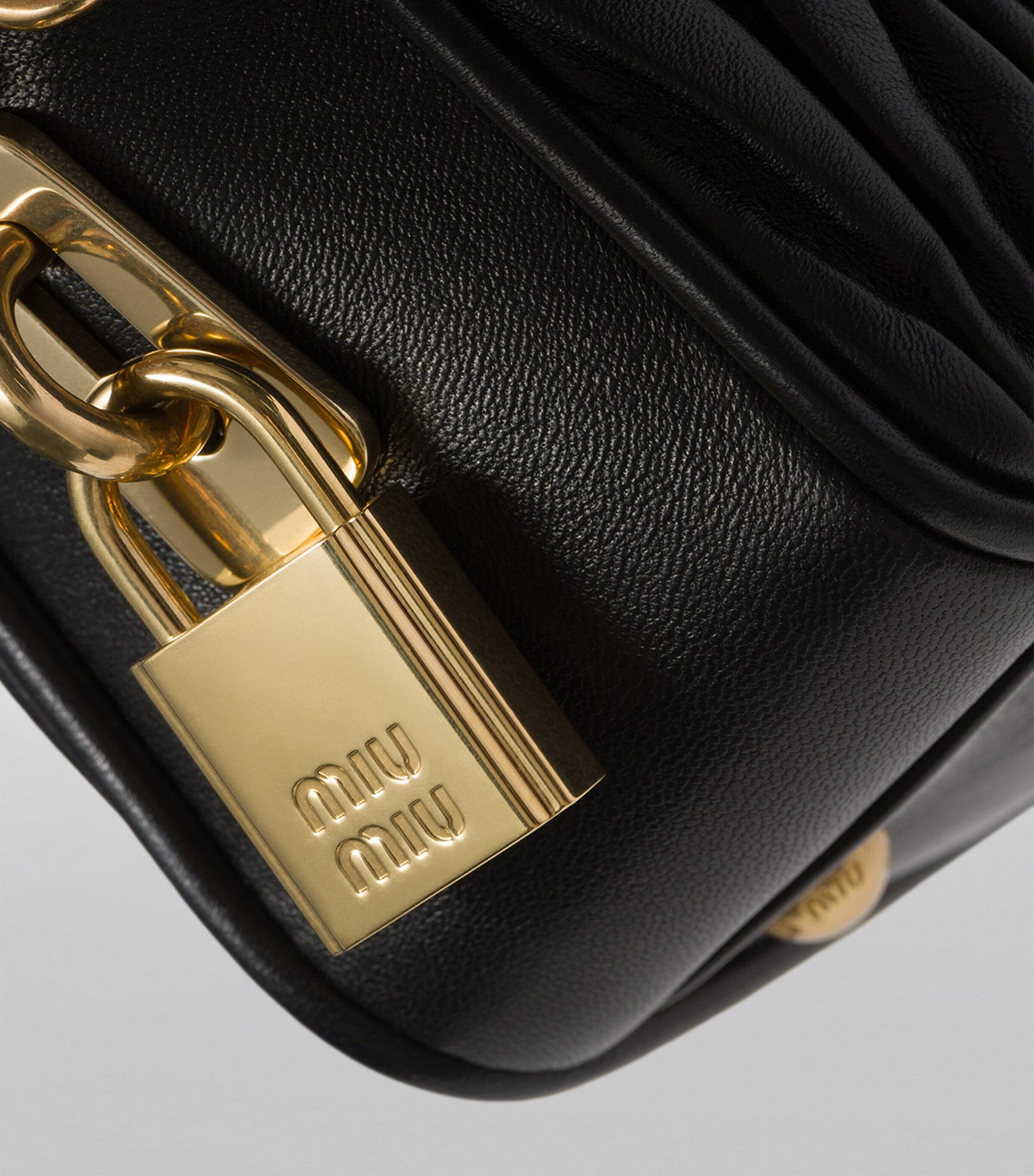 Small Leather Matelassé Arcadie Top-Handle Bag F0002 Image 5