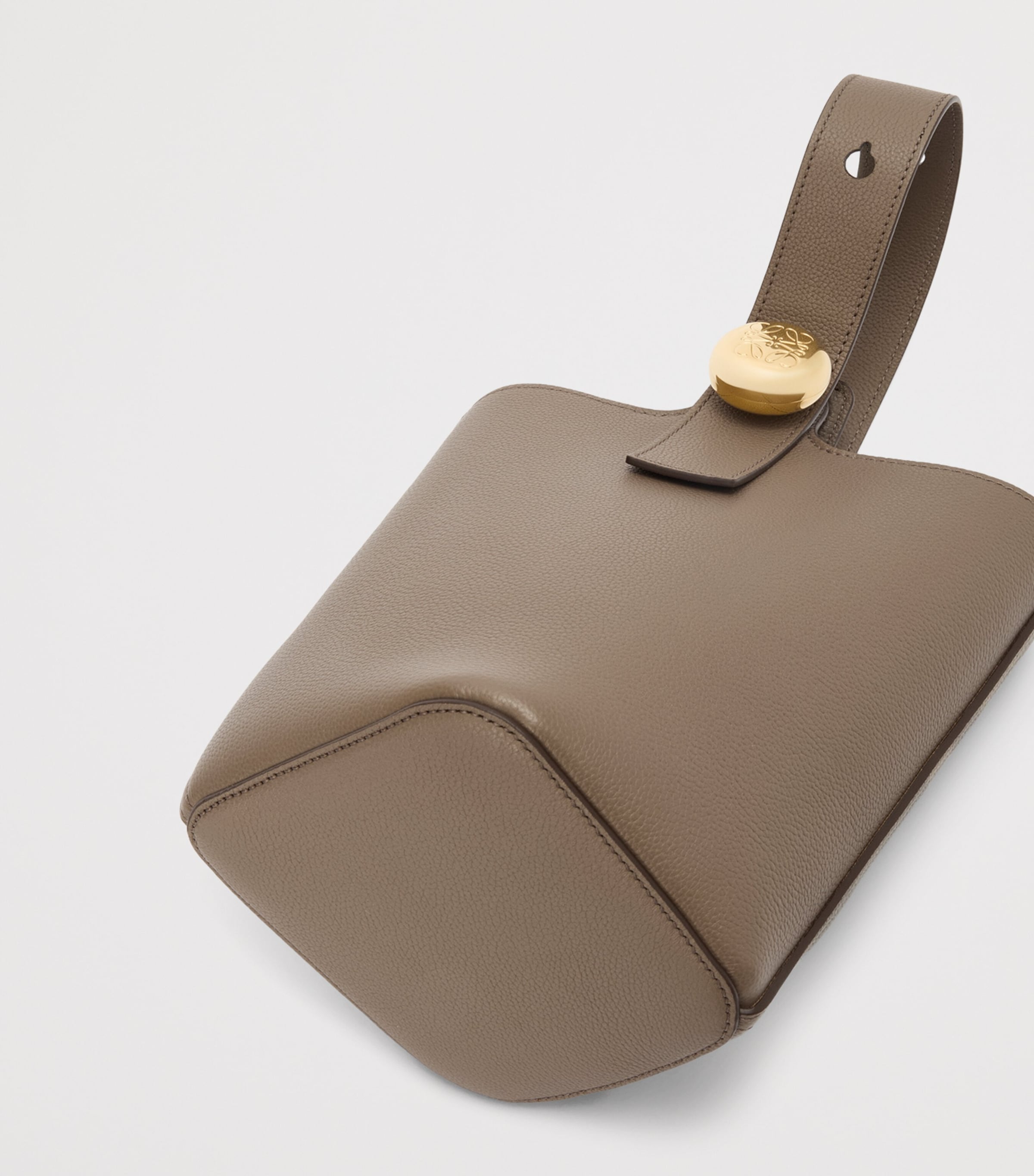 Mini Leather Pebble Bucket Bag TAUPE Image 5